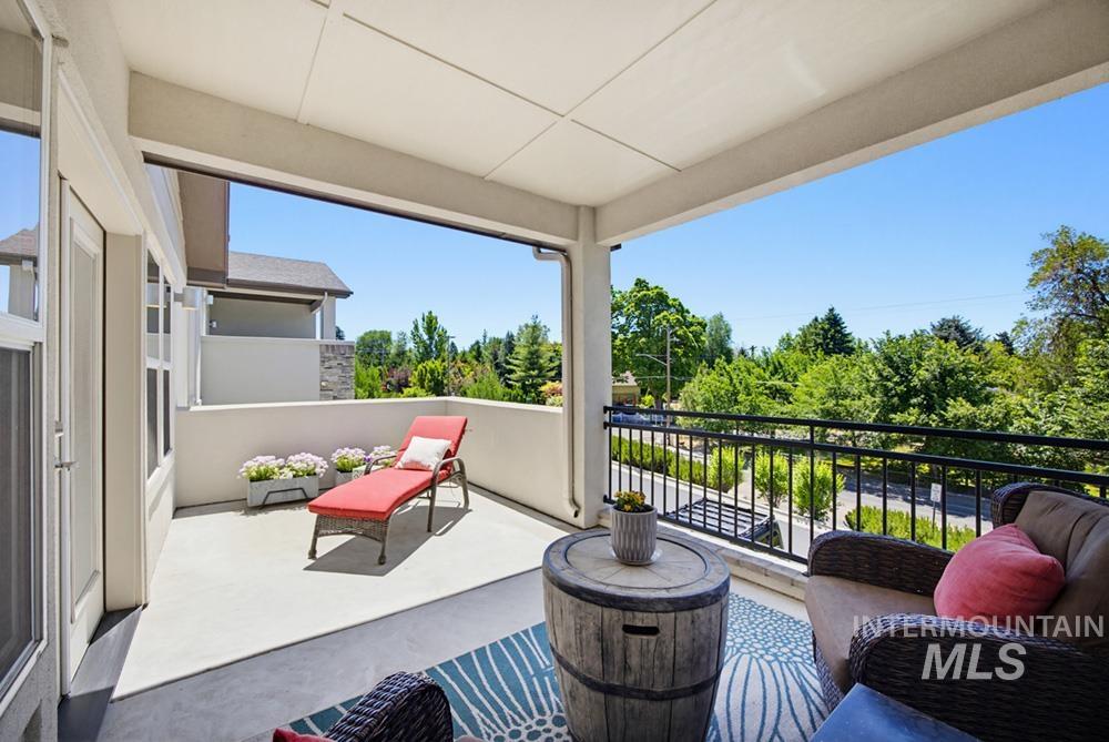 2244 W Hill Terrace Ln, Boise, Idaho 83702, 3 Bedrooms, 2.5 Bathrooms, Residential For Sale, Price $599,900, 98989379
