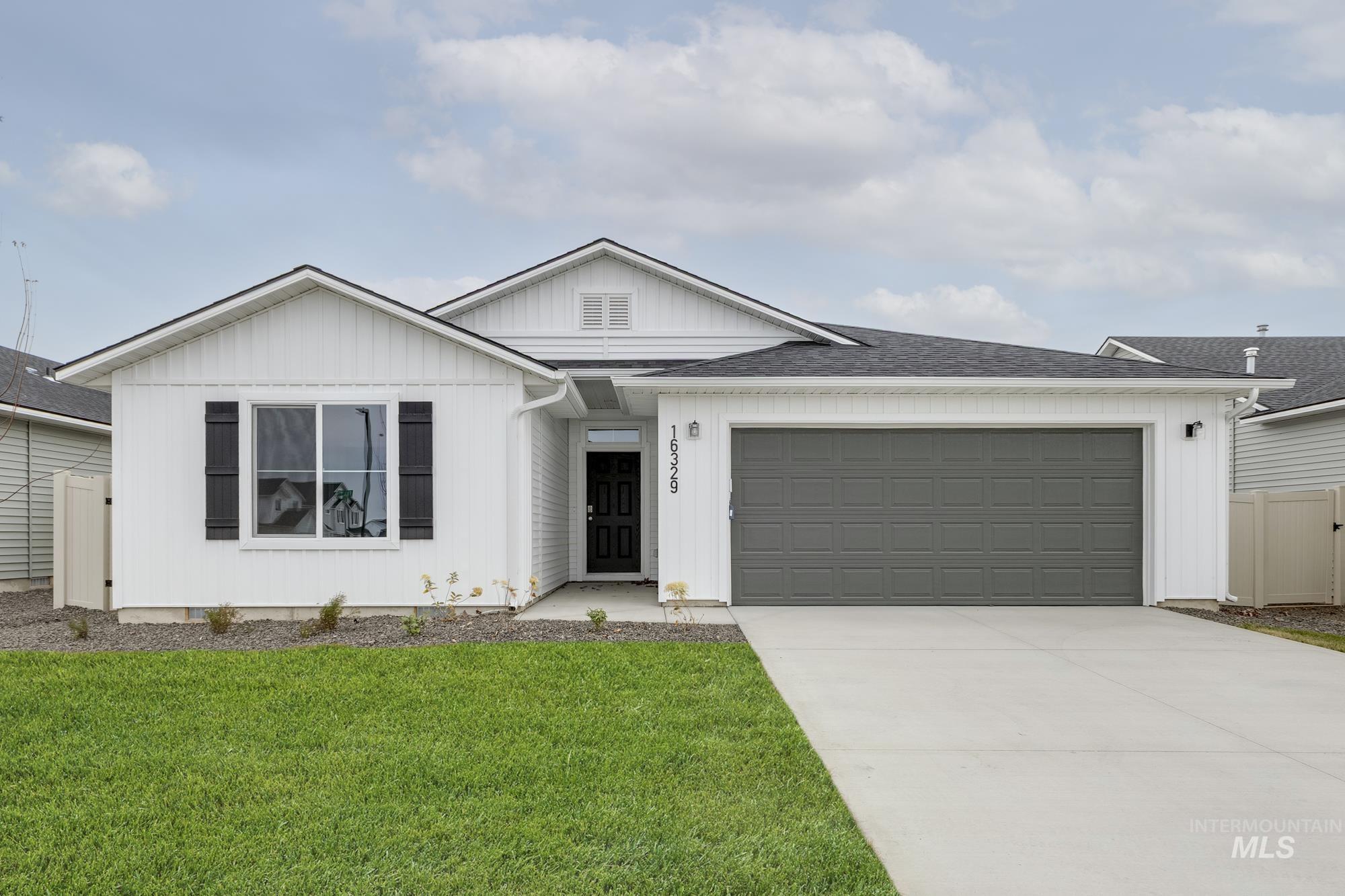 2520 W Red Jasper Dr, Kuna, Idaho 83634, 4 Bedrooms, 2 Bathrooms, Residential For Sale, Price $479,990,MLS 98989383