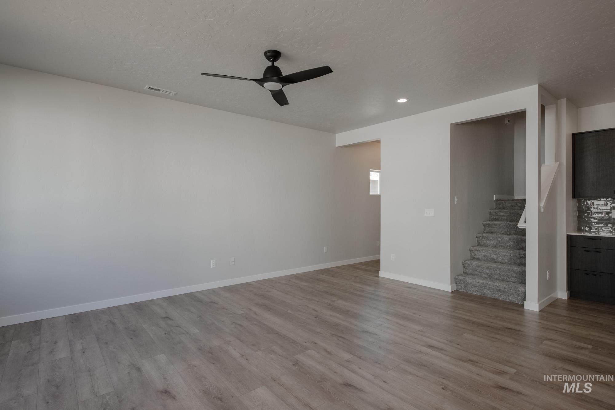 1515 W Braden Dr, Meridian, Idaho 83642, 3 Bedrooms, 2.5 Bathrooms, Residential For Sale, Price $469,990,MLS 98989384