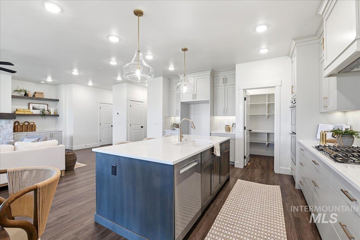 1156 W Eiger Dr, Nampa, Idaho 83686, 4 Bedrooms, 3.5 Bathrooms, Residential For Sale, Price $694,900,MLS 98989386
