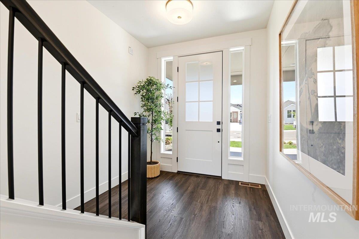 1156 W Eiger Dr, Nampa, Idaho 83686, 4 Bedrooms, 3.5 Bathrooms, Residential For Sale, Price $694,900,MLS 98989386
