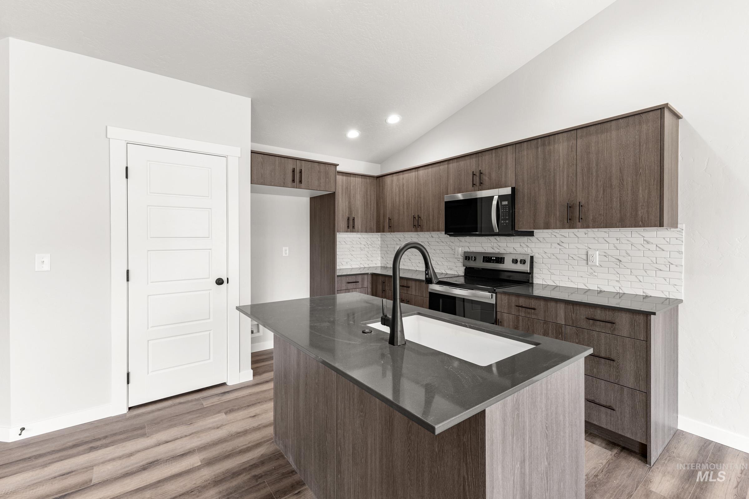 1141 W Jasper St, Meridian, Idaho 83642, 3 Bedrooms, 2 Bathrooms, Residential For Sale, Price $429,990, 98989391