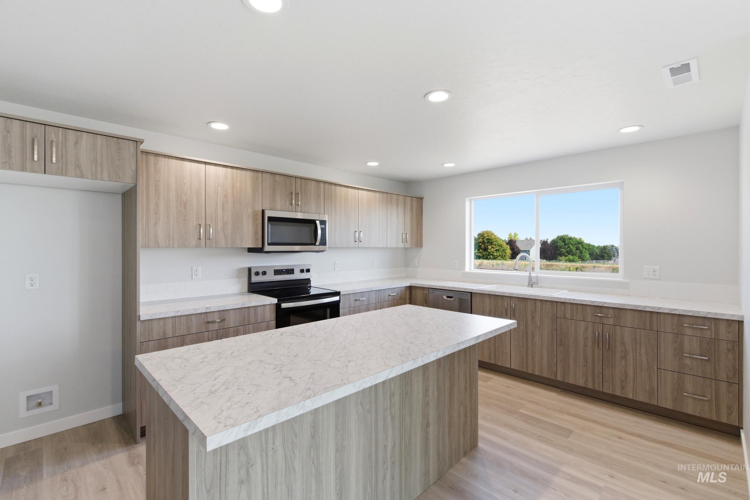 3642 E Jamestown Dr, Nampa, Idaho 83686, 5 Bedrooms, 2.5 Bathrooms, Residential For Sale, Price $509,990,MLS 98989392