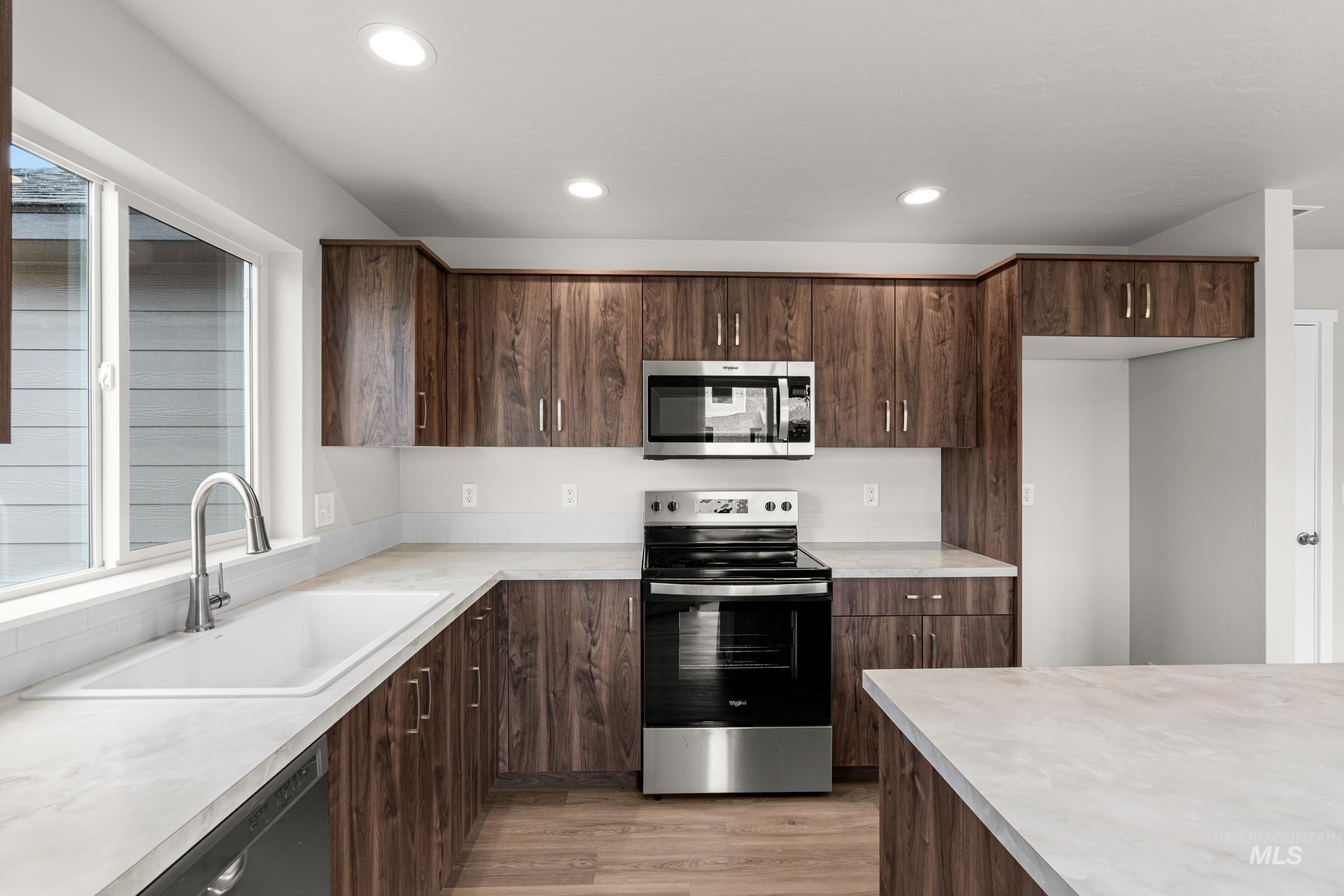 3624 E Jamestown Dr, Nampa, Idaho 83686, 4 Bedrooms, 2.5 Bathrooms, Residential For Sale, Price $444,990, 98989393