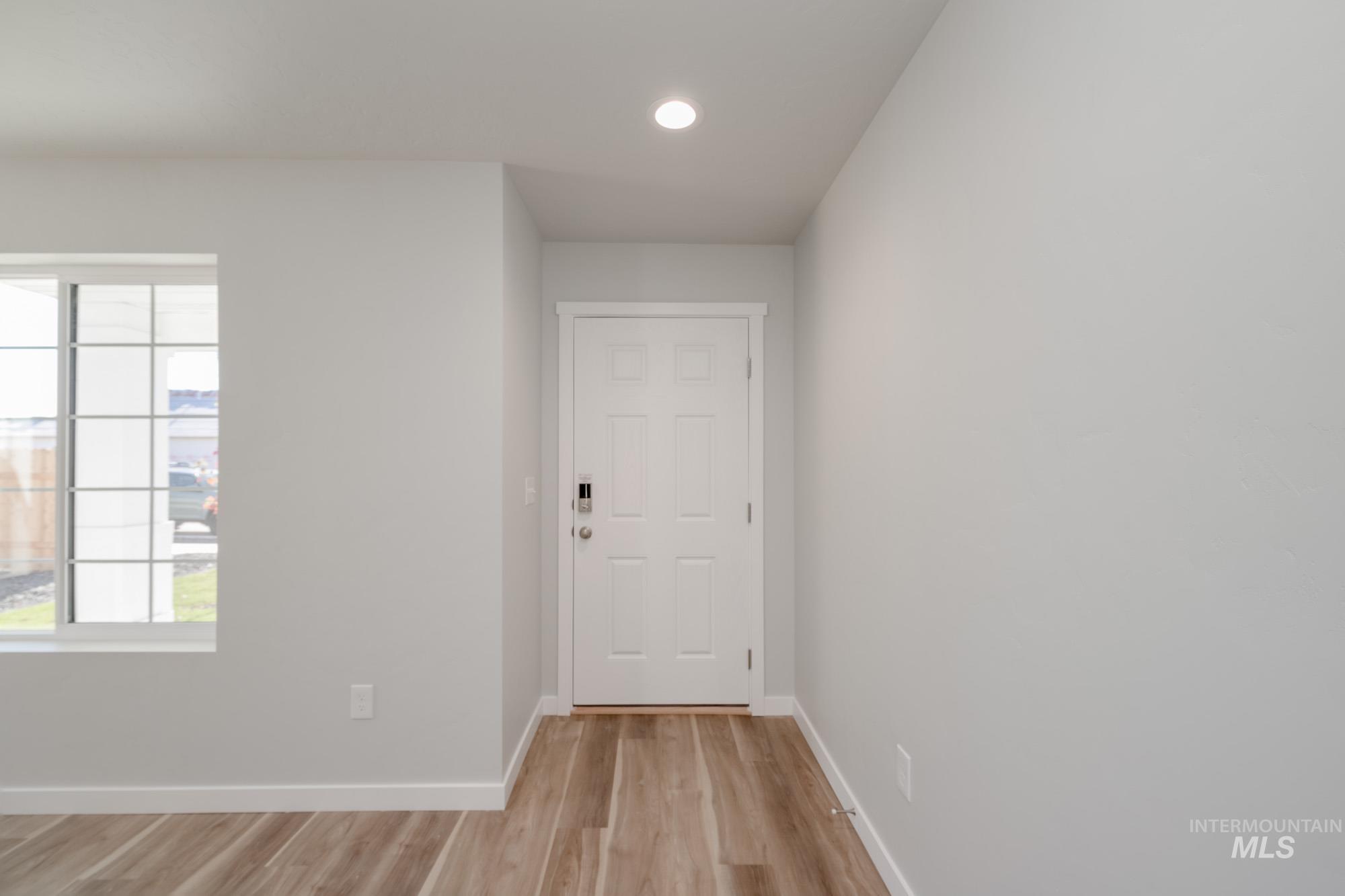 3381 E Red Maple Ct, Nampa, Idaho 83686, 5 Bedrooms, 2.5 Bathrooms, Residential For Sale, Price $499,990,MLS 98989396