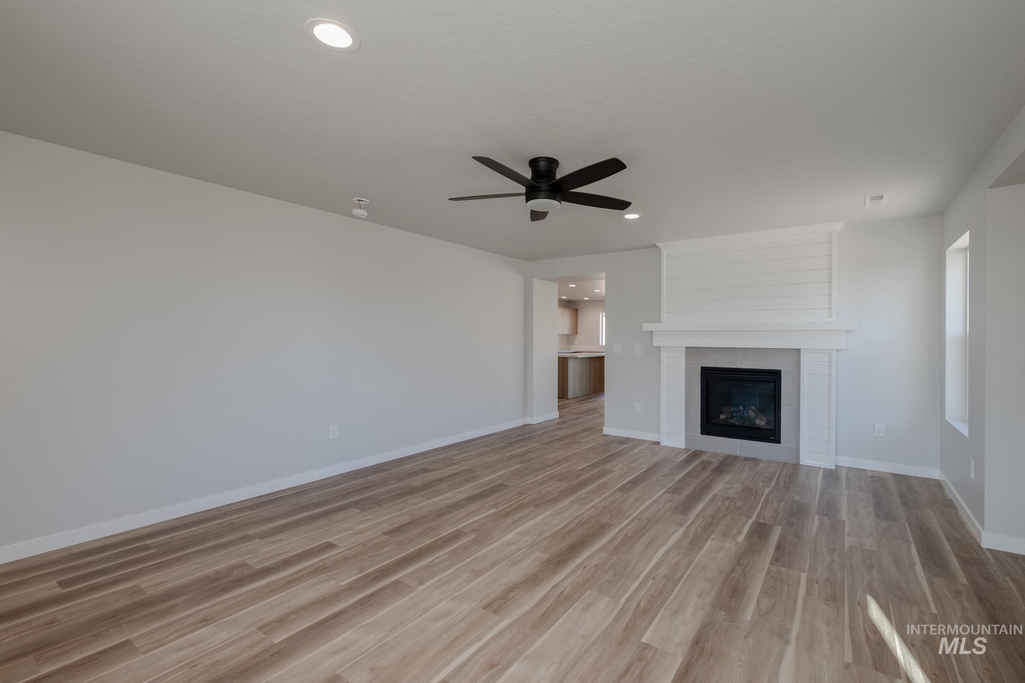 3381 E Red Maple Ct, Nampa, Idaho 83686, 5 Bedrooms, 2.5 Bathrooms, Residential For Sale, Price $499,990,MLS 98989396