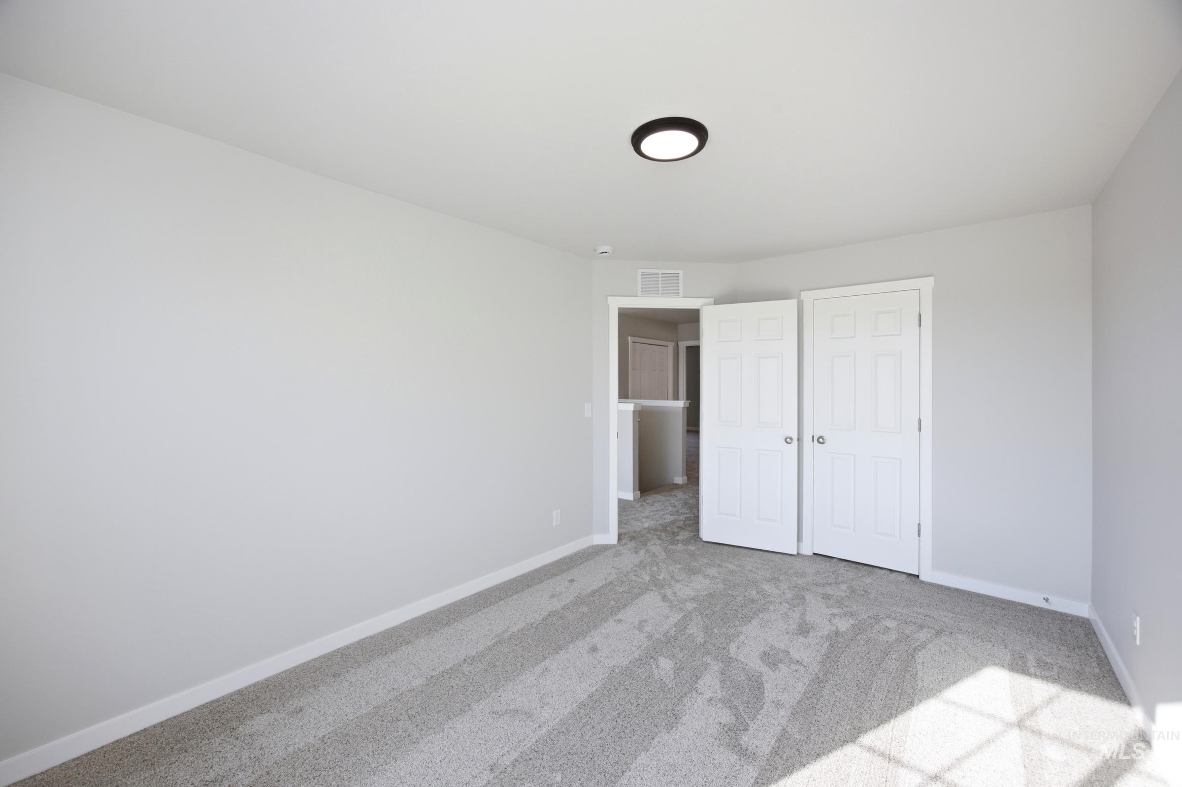 3381 E Red Maple Ct, Nampa, Idaho 83686, 5 Bedrooms, 2.5 Bathrooms, Residential For Sale, Price $499,990,MLS 98989396