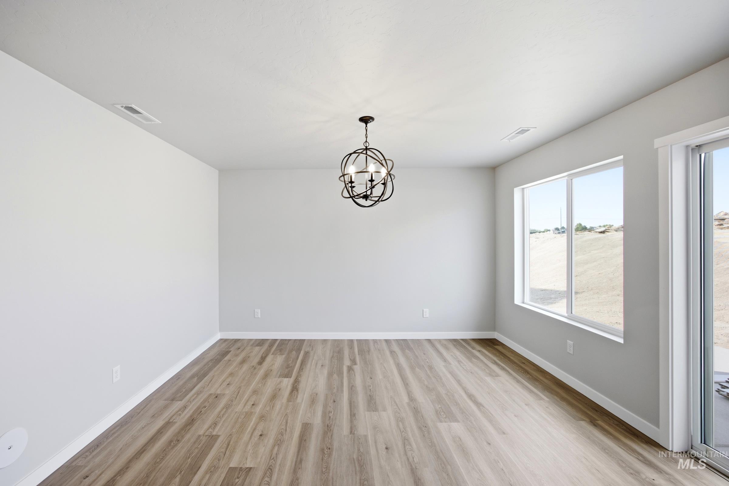 3381 E Red Maple Ct, Nampa, Idaho 83686, 5 Bedrooms, 2.5 Bathrooms, Residential For Sale, Price $499,990,MLS 98989396