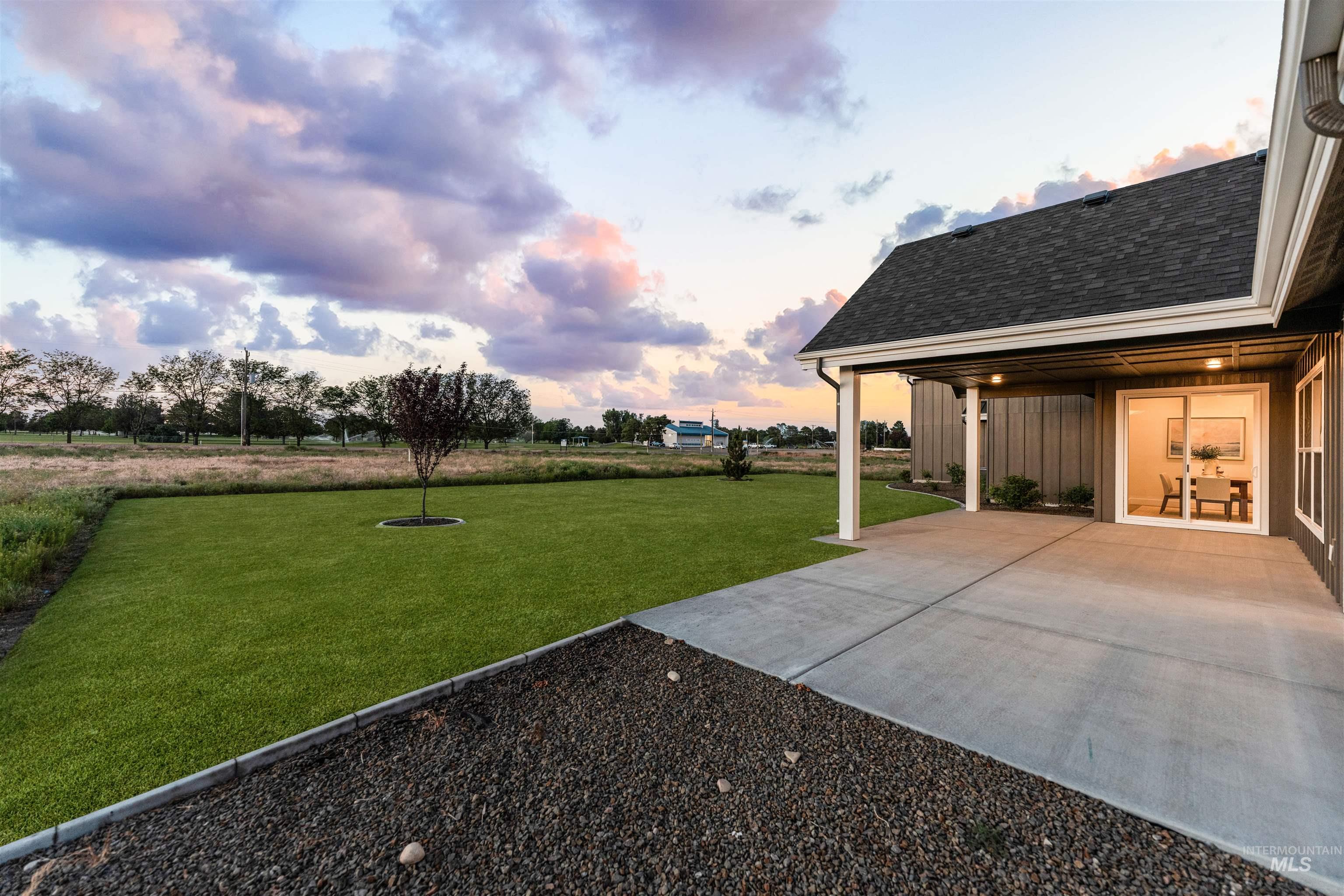 15280 Juniperwood Drive, Caldwell, Idaho 83607, 4 Bedrooms, 2.5 Bathrooms, Residential For Sale, Price $999,900,MLS 98989397