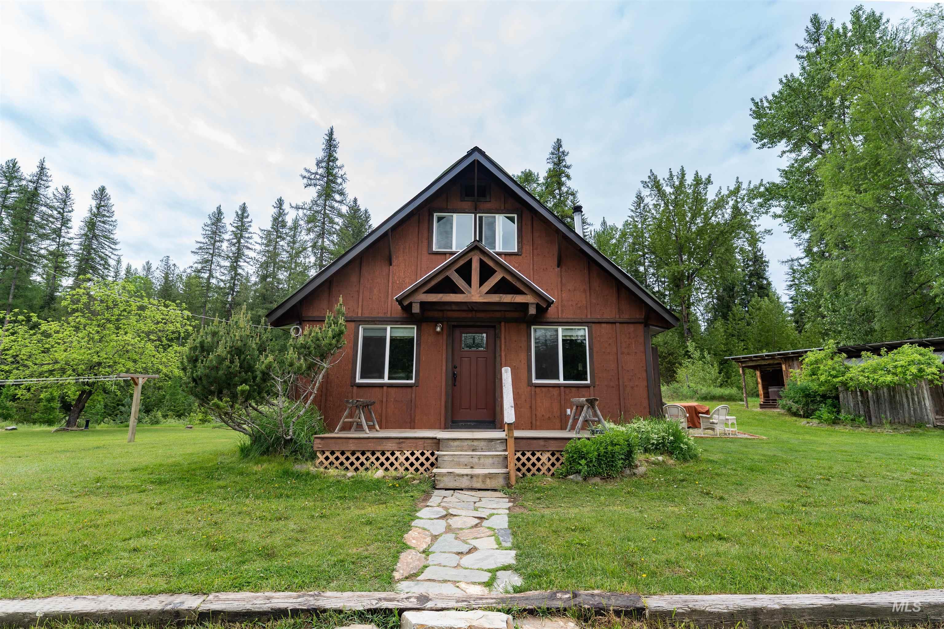 5692 Meadow Creek Road, Bonners Ferry, Idaho 83805, 2 Bedrooms, 1 Bathroom, Residential For Sale, Price $1,200,000,MLS 98989399