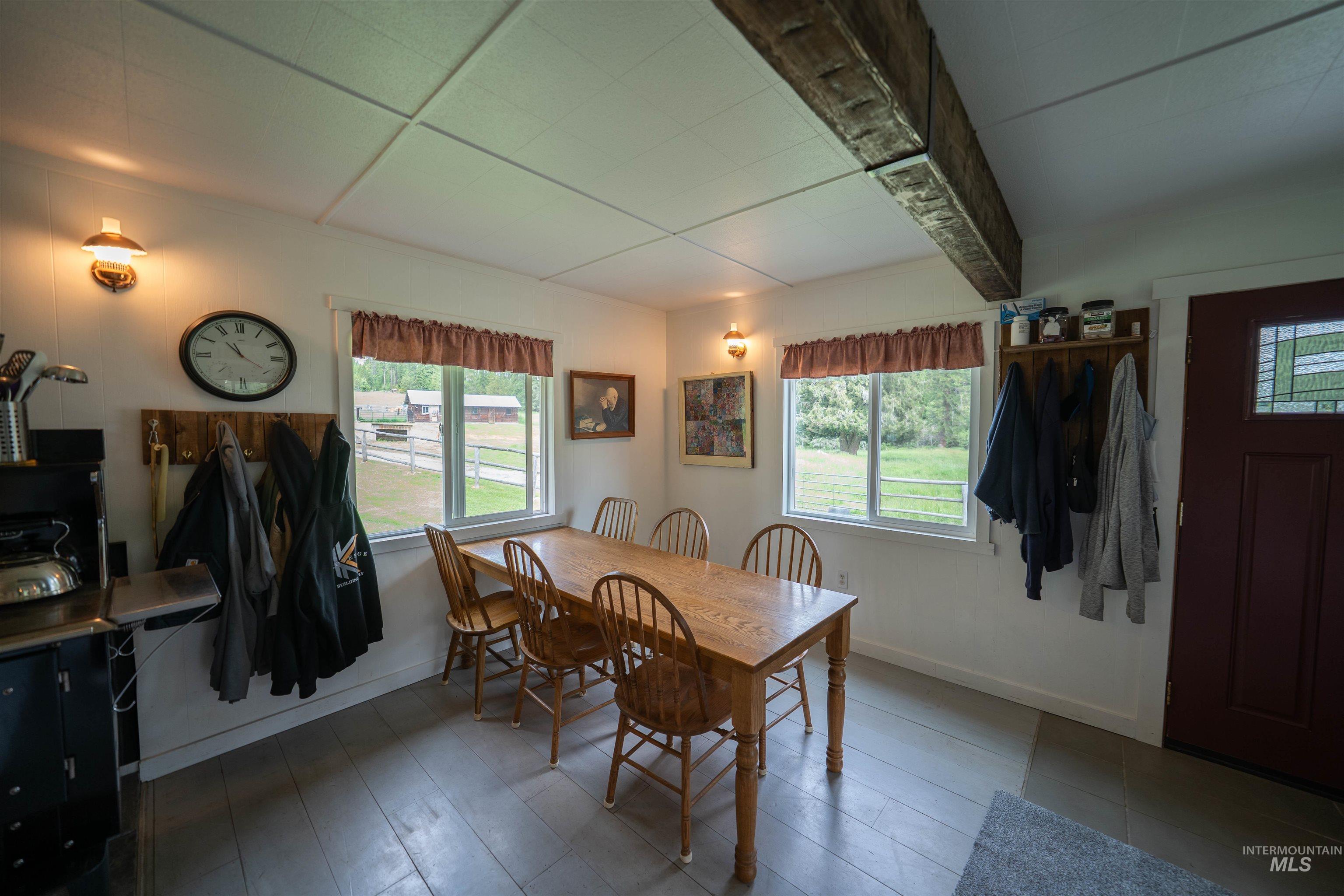 5692 Meadow Creek Road, Bonners Ferry, Idaho 83805, 2 Bedrooms, 1 Bathroom, Residential For Sale, Price $1,200,000,MLS 98989399