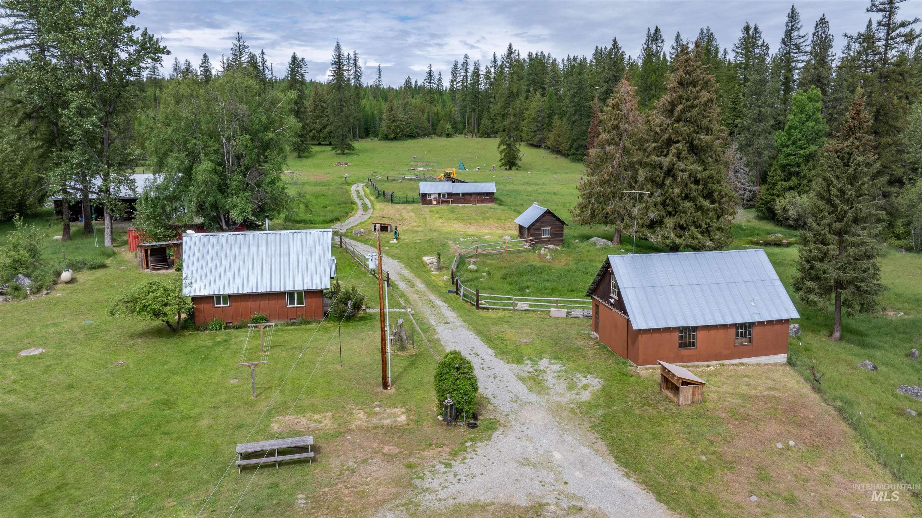 5692 Meadow Creek Road, Bonners Ferry, Idaho 83805, 2 Bedrooms, 1 Bathroom, Residential For Sale, Price $1,200,000,MLS 98989399