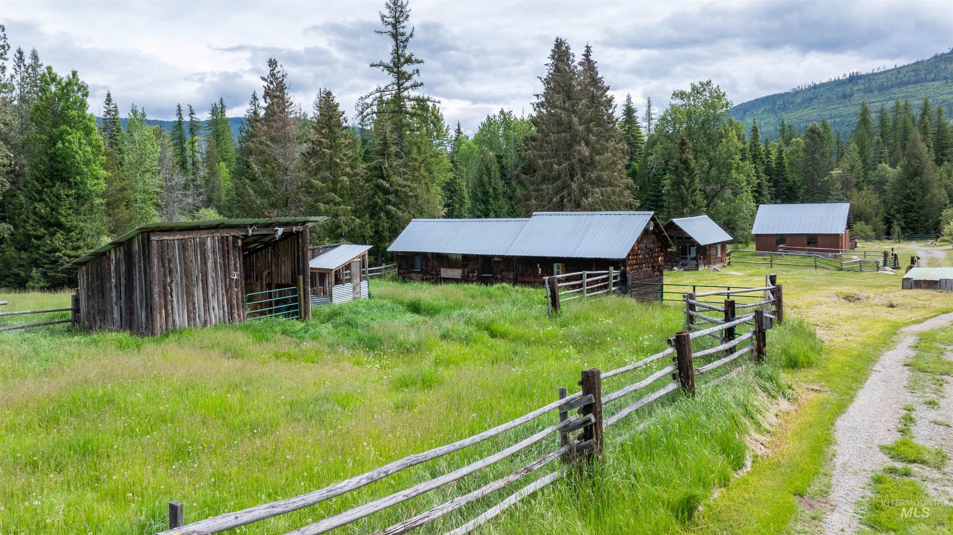 5692 Meadow Creek Road, Bonners Ferry, Idaho 83805, 2 Bedrooms, 1 Bathroom, Residential For Sale, Price $1,200,000,MLS 98989399