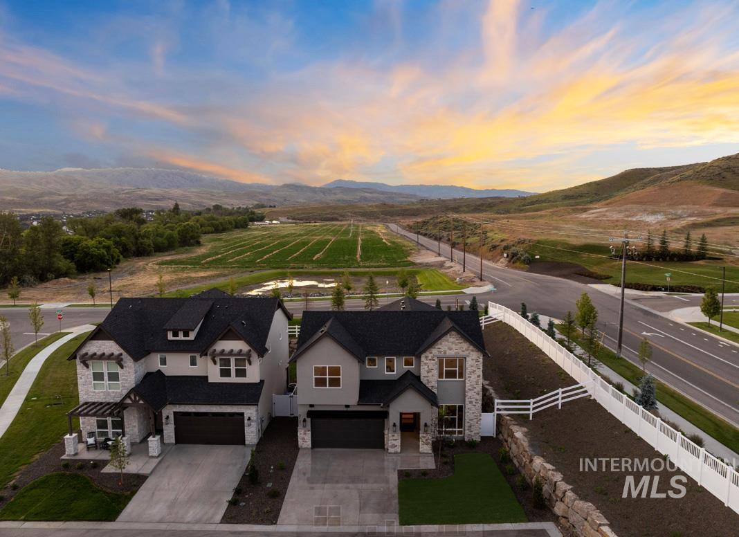 9121 W River Otter Dr, Boise, Idaho 83714, 3 Bedrooms, 4 Bathrooms, Residential For Sale, Price $890,194, 98989403