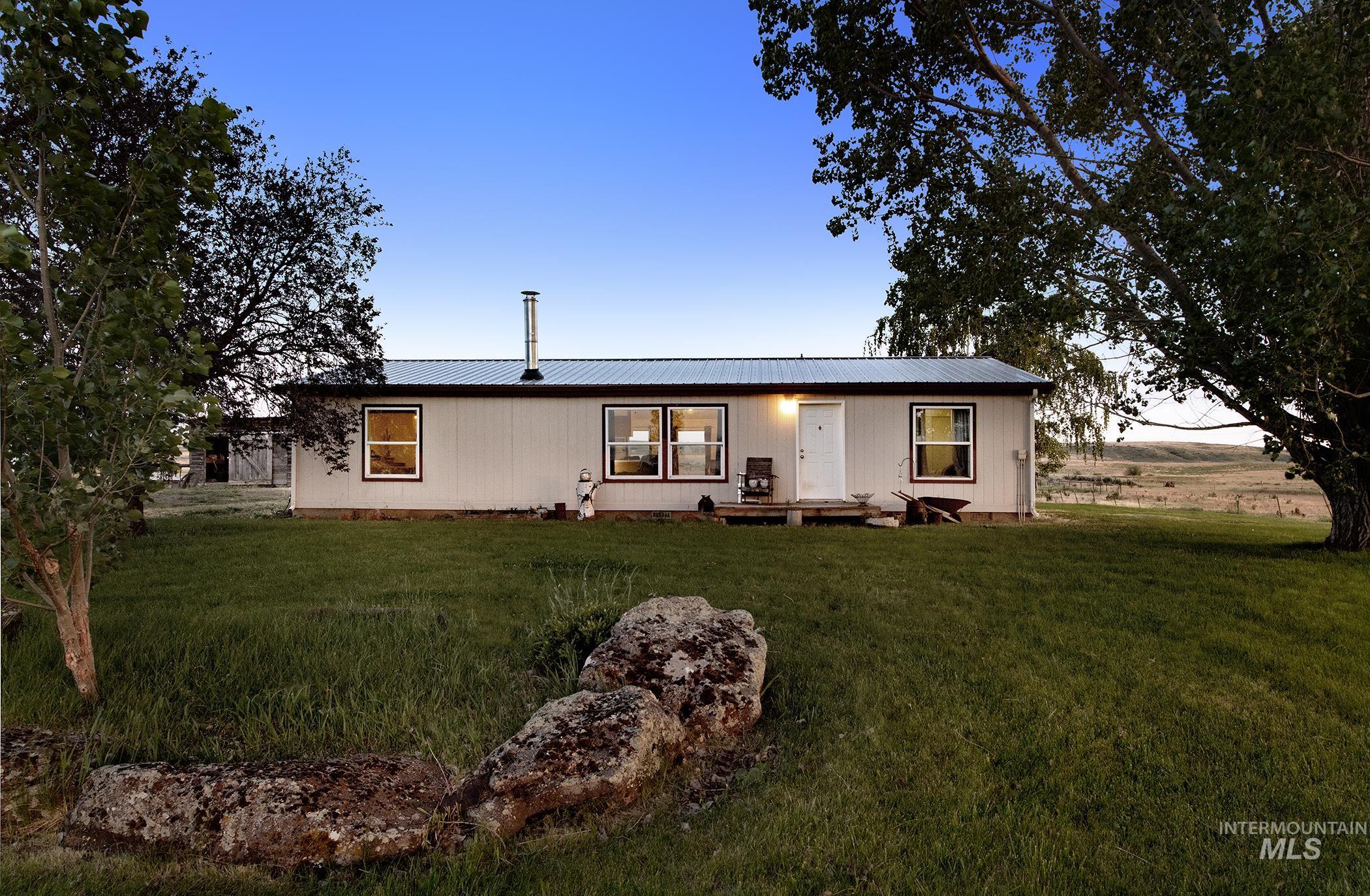 3115 Farm To Market Road, Midvale, Idaho 83645, 3 Bedrooms, 2 Bathrooms, Residential For Sale, Price $499,000, 98989405