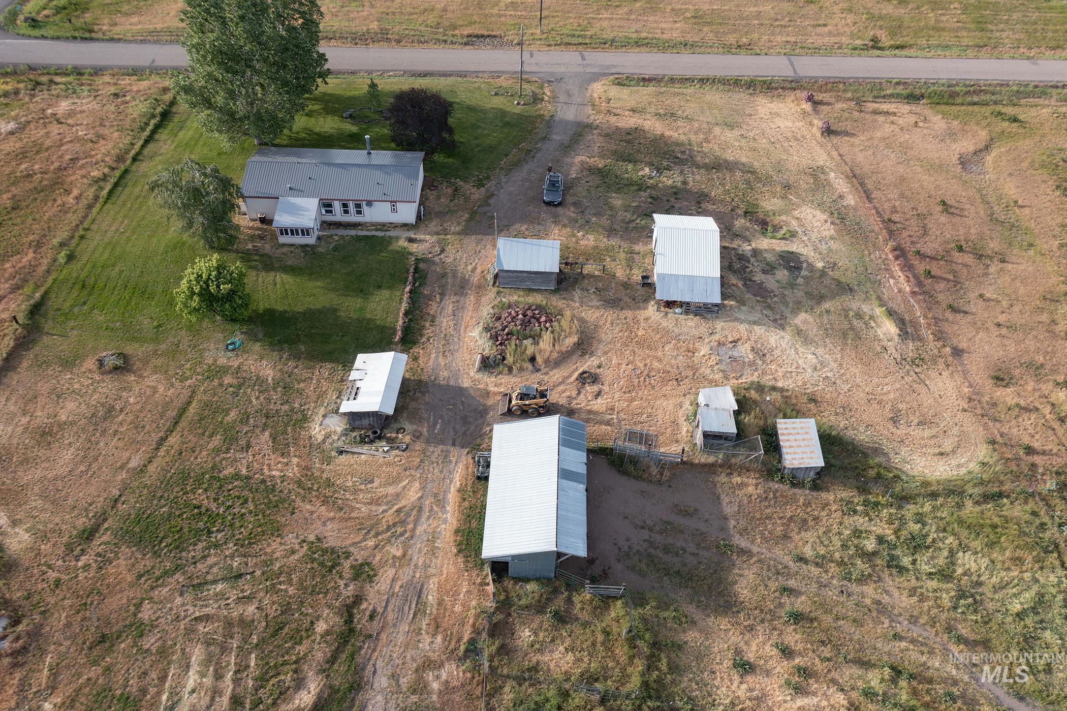 3115 Farm To Market Road, Midvale, Idaho 83645, 3 Bedrooms, 2 Bathrooms, Residential For Sale, Price $499,000, 98989405