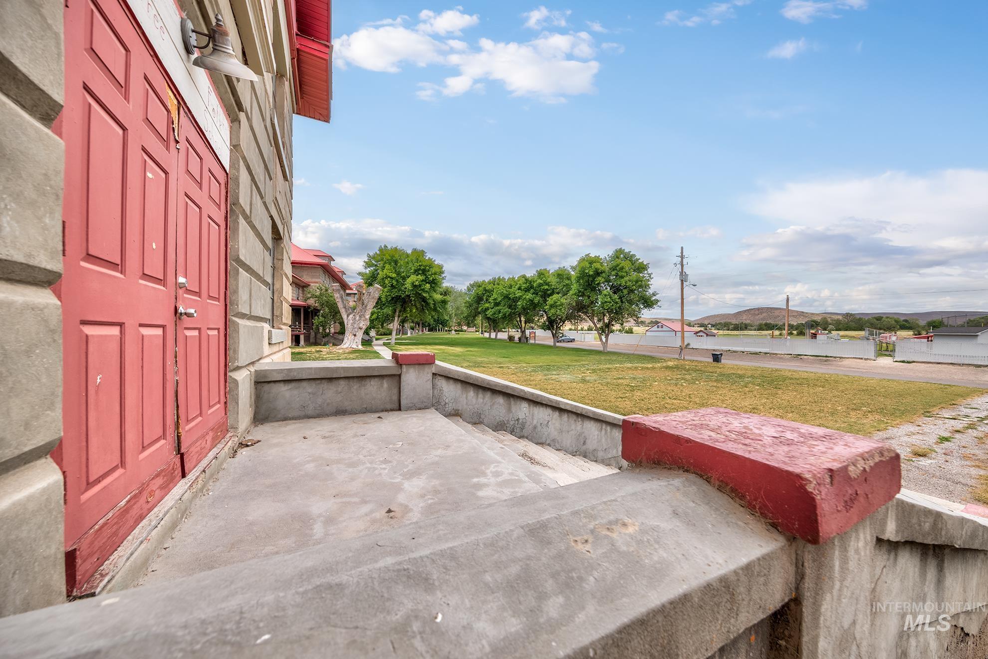 2155 Paddock Ave, Weiser, Idaho 83672, Business/Commercial For Sale, Price $391,000, 98989406