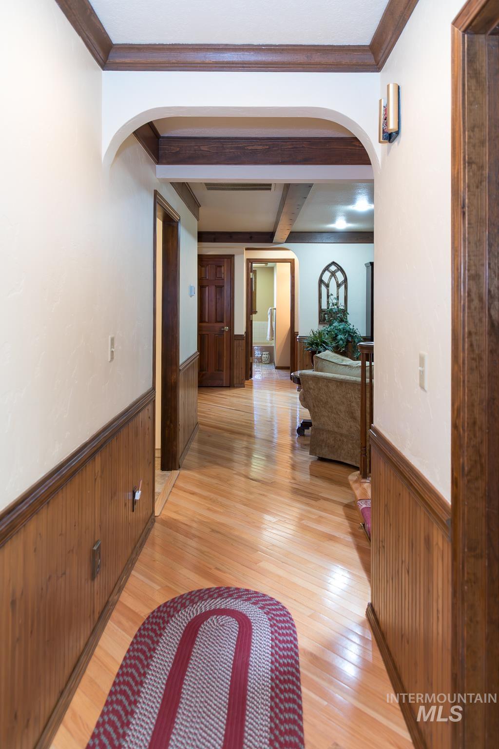 1015 SW 12th St, Ontario, Oregon 97914, 5 Bedrooms, 4.5 Bathrooms, Residential For Sale, Price $599,000, 98989407