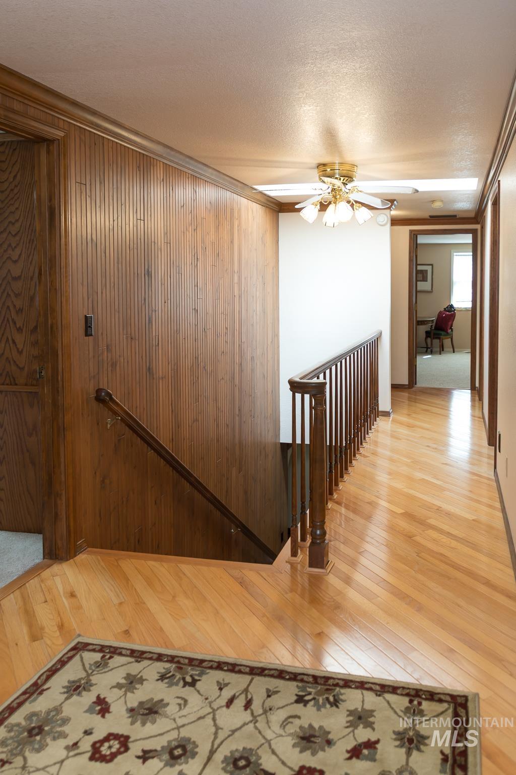1015 SW 12th St, Ontario, Oregon 97914, 5 Bedrooms, 4.5 Bathrooms, Residential For Sale, Price $599,000, 98989407