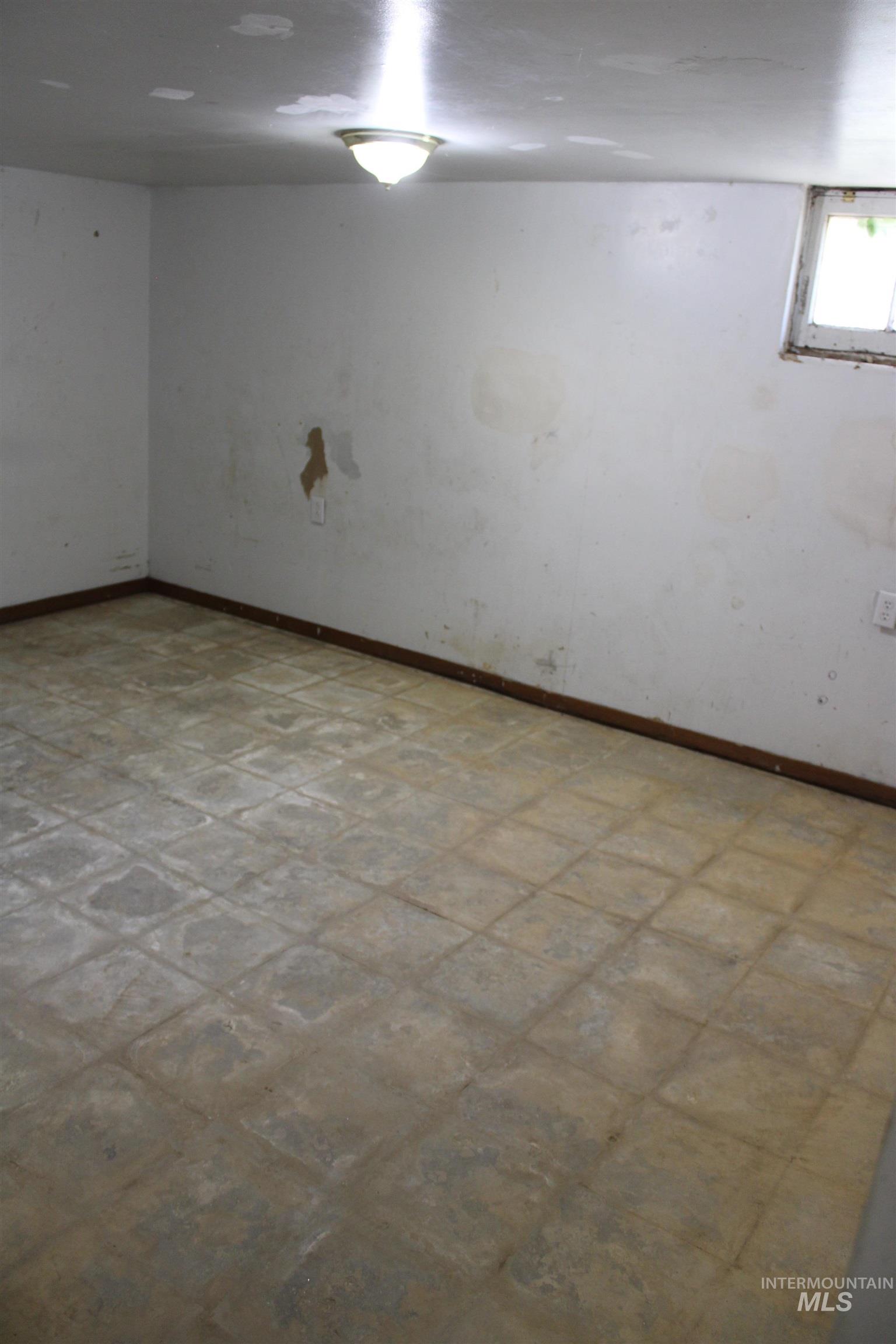 811 S 15th Ave, Nampa, Idaho 83651, 1 Bedroom, 1 Bathroom, Residential For Sale, Price $249,900,MLS 98989419