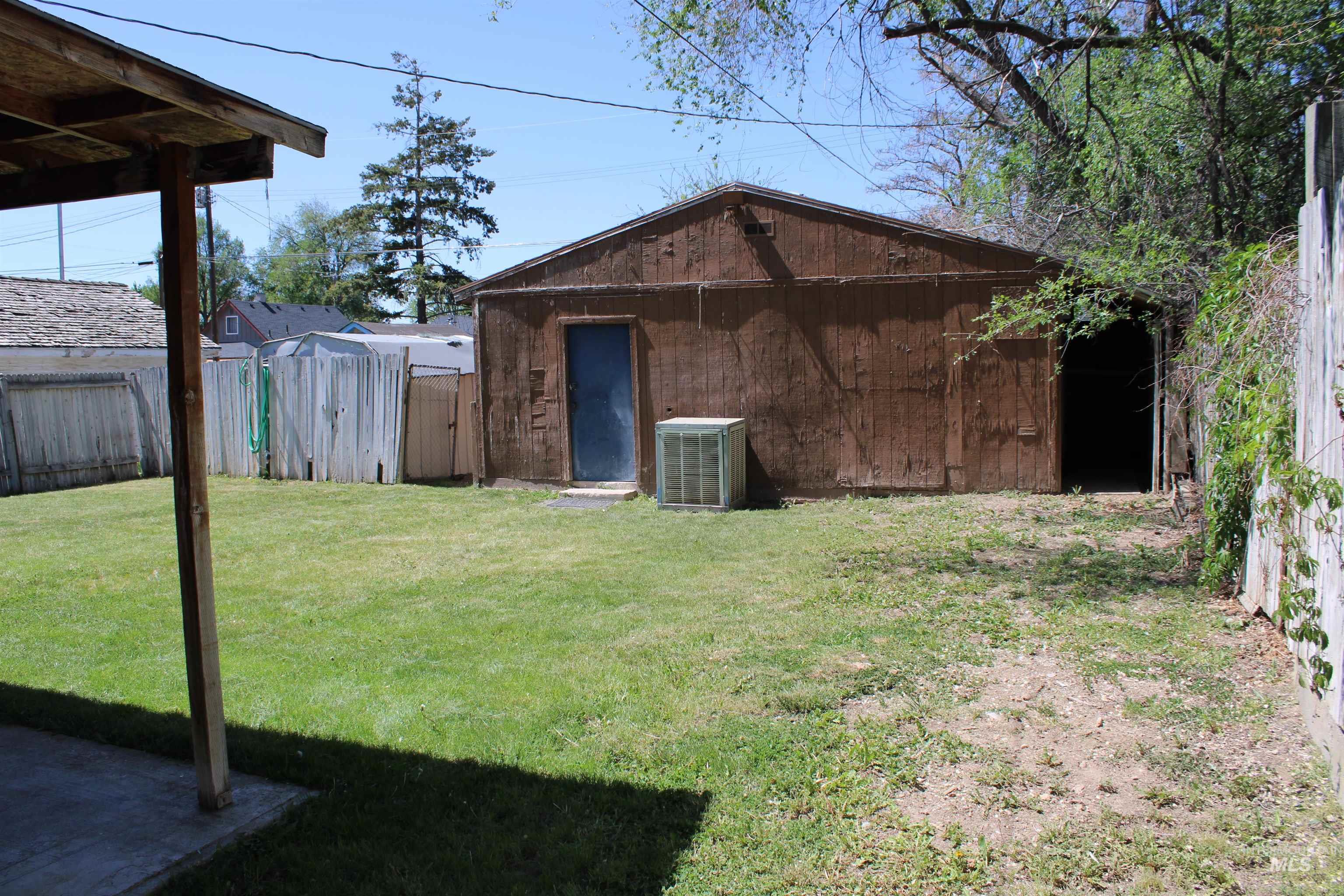 811 S 15th Ave, Nampa, Idaho 83651, 1 Bedroom, 1 Bathroom, Residential For Sale, Price $249,900,MLS 98989419