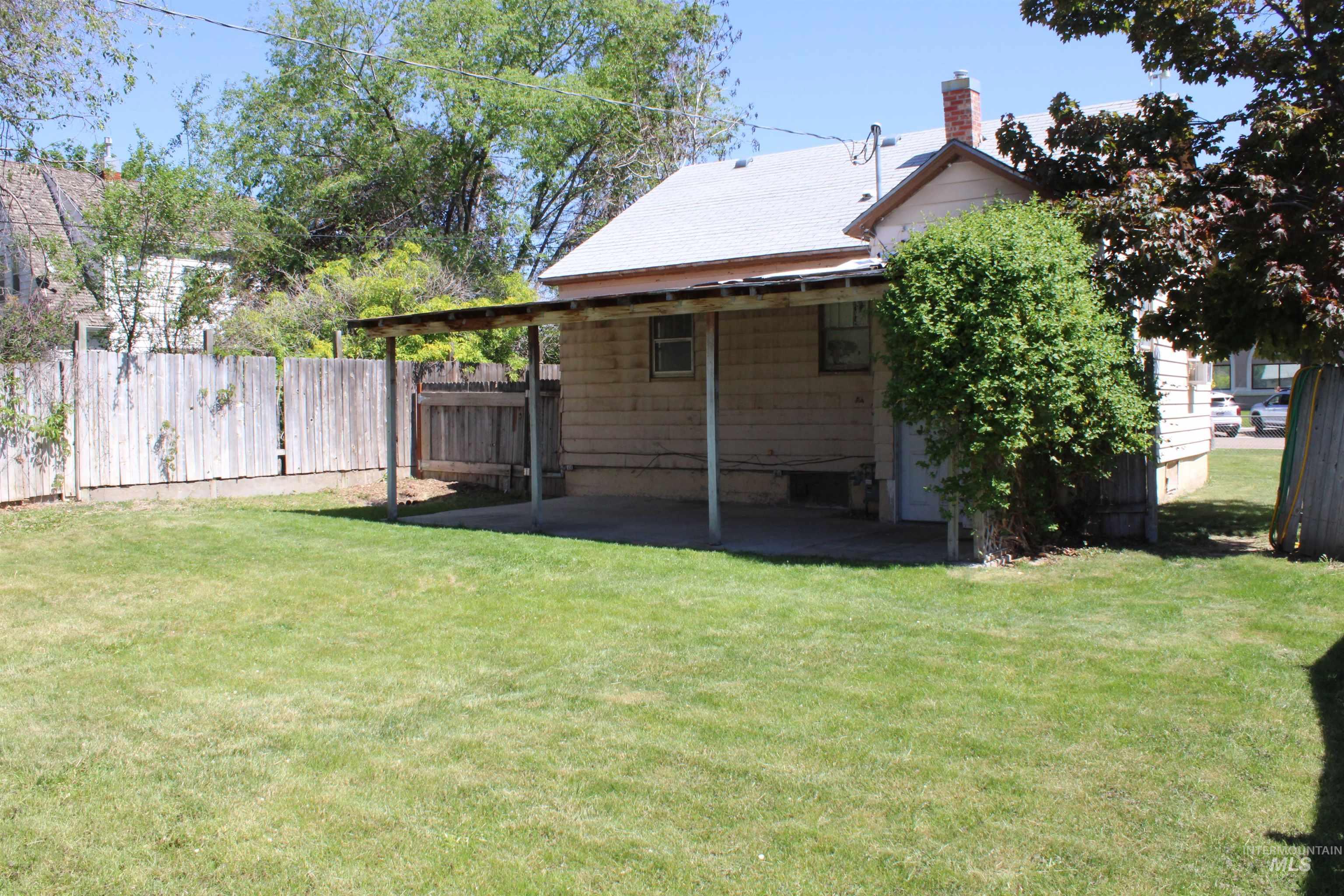 811 S 15th Ave, Nampa, Idaho 83651, 1 Bedroom, 1 Bathroom, Residential For Sale, Price $249,900,MLS 98989419