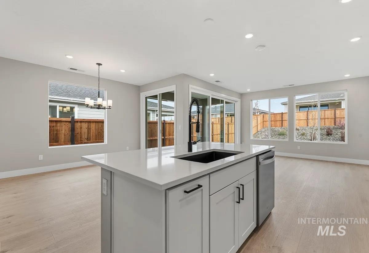 11954 W United Ln, Kuna, Idaho 83634-1034, 2 Bedrooms, 2 Bathrooms, Residential For Sale, Price $426,885, 98989421