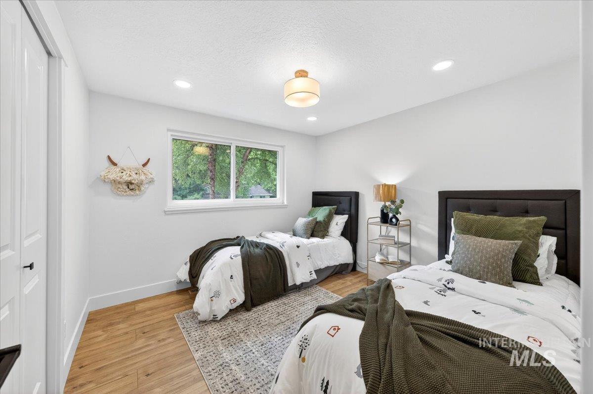 5927 N Collister Dr, Boise, Idaho 83703, 5 Bedrooms, 3 Bathrooms, Residential For Sale, Price $1,150,000, 98989422