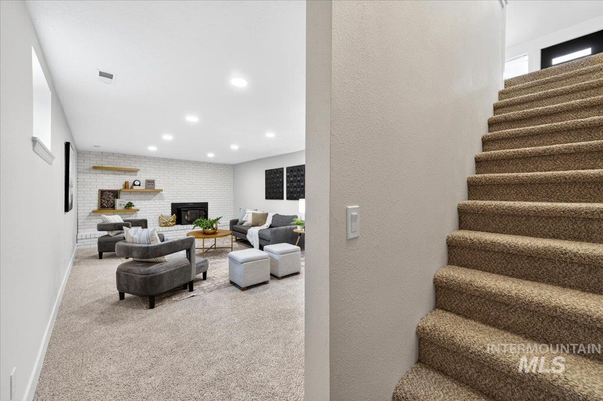 5927 N Collister Dr, Boise, Idaho 83703, 5 Bedrooms, 3 Bathrooms, Residential For Sale, Price $1,150,000, 98989422