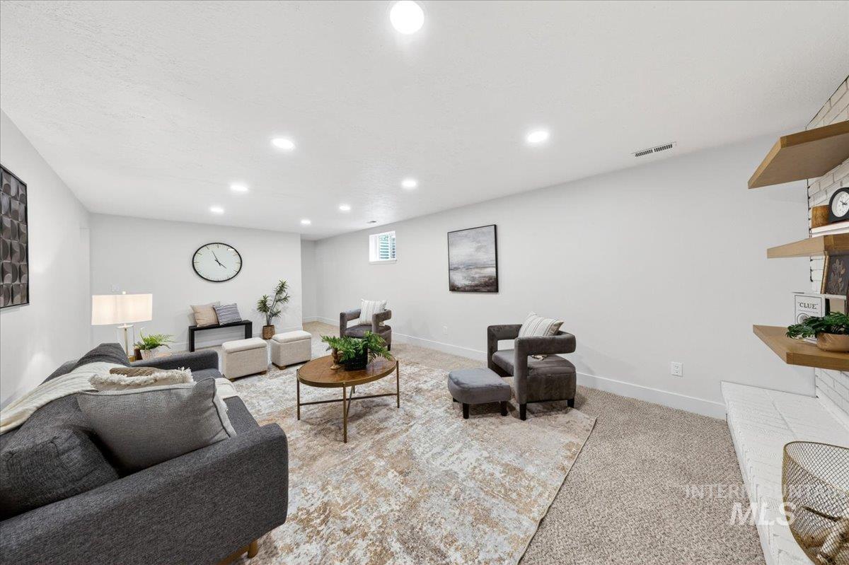 5927 N Collister Dr, Boise, Idaho 83703, 5 Bedrooms, 3 Bathrooms, Residential For Sale, Price $1,150,000, 98989422