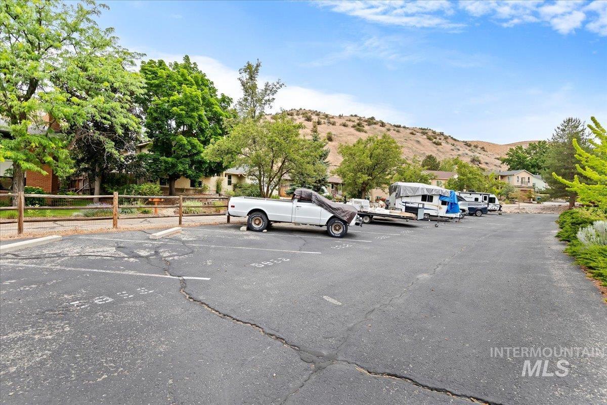5927 N Collister Dr, Boise, Idaho 83703, 5 Bedrooms, 3 Bathrooms, Residential For Sale, Price $1,150,000, 98989422