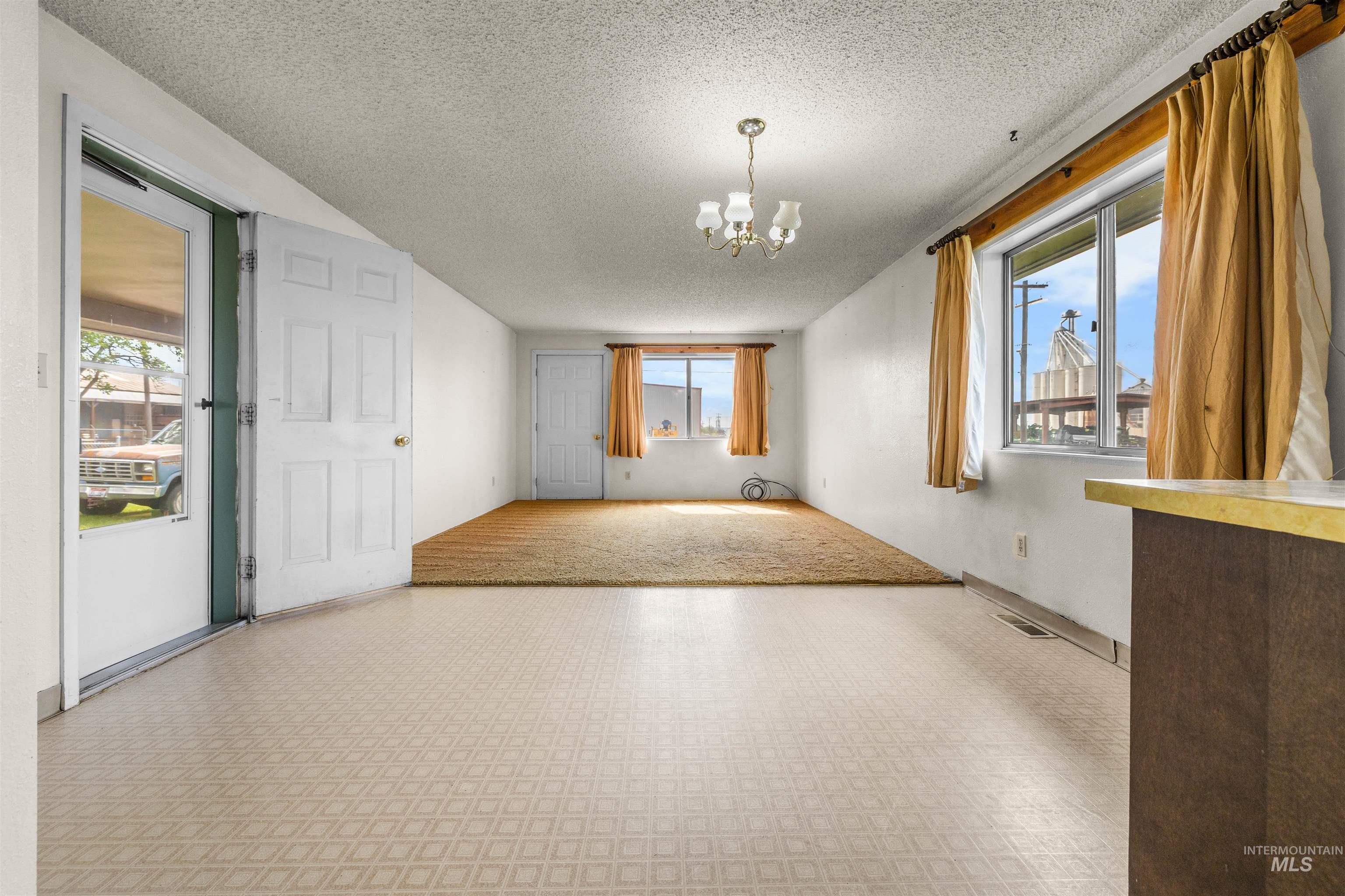 809 N Idaho Ave, Grangeville, Idaho 83530, 2 Bedrooms, 1 Bathroom, Residential For Sale, Price $224,000,MLS 98989425
