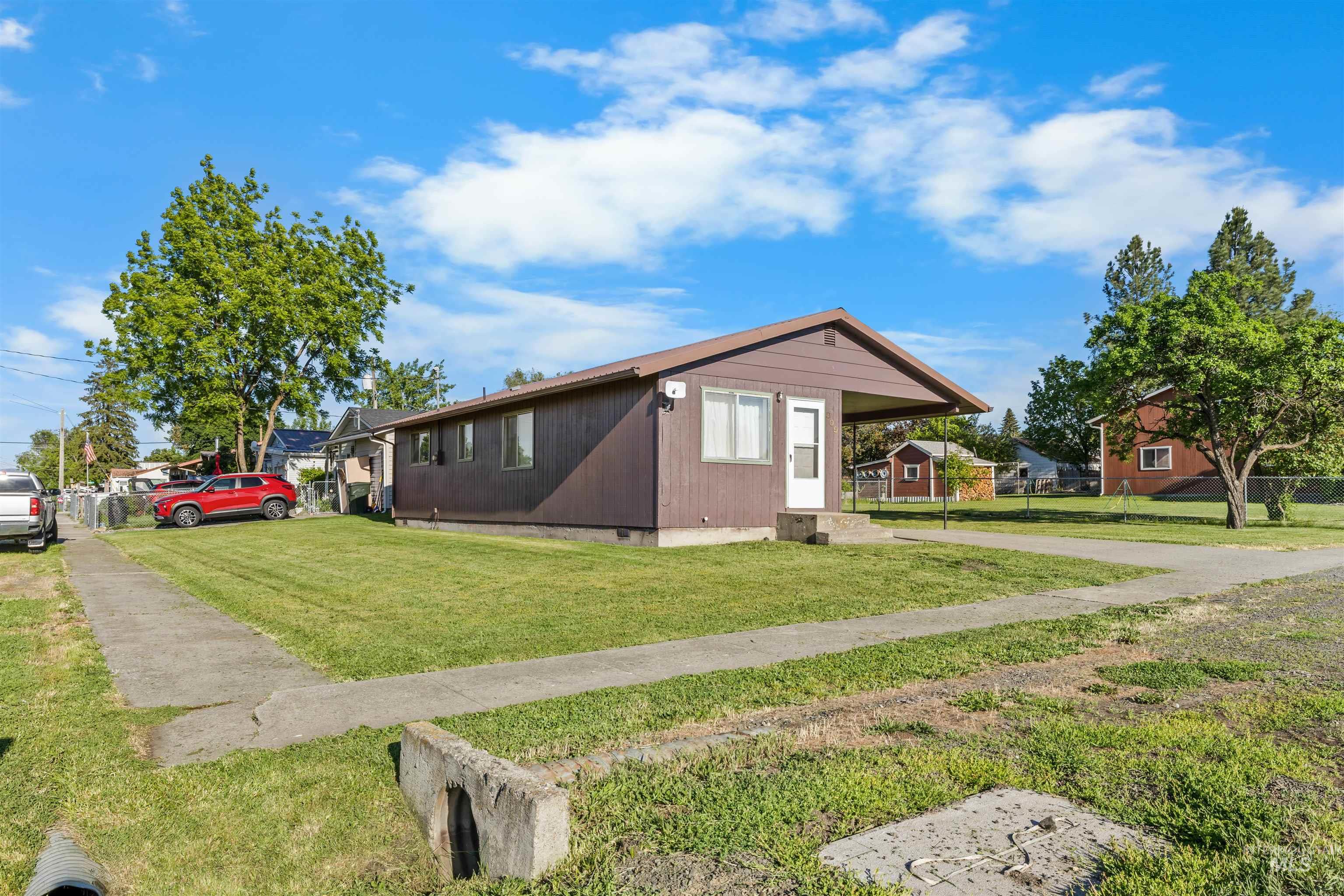 809 N Idaho Ave, Grangeville, Idaho 83530, 2 Bedrooms, 1 Bathroom, Residential For Sale, Price $224,000,MLS 98989425