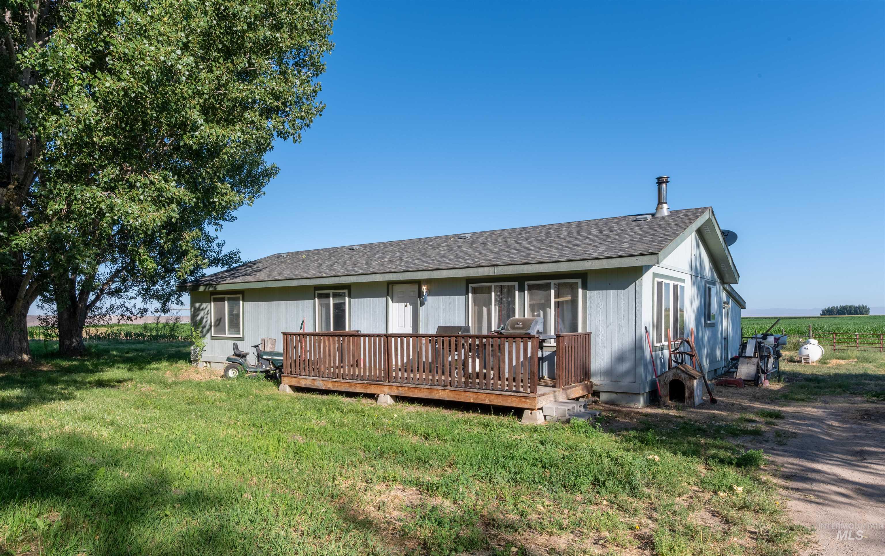 710 White Hawk Ln, Hagerman, Idaho 83332, 3 Bedrooms, 2 Bathrooms, Residential For Sale, Price $400,000, 98989427