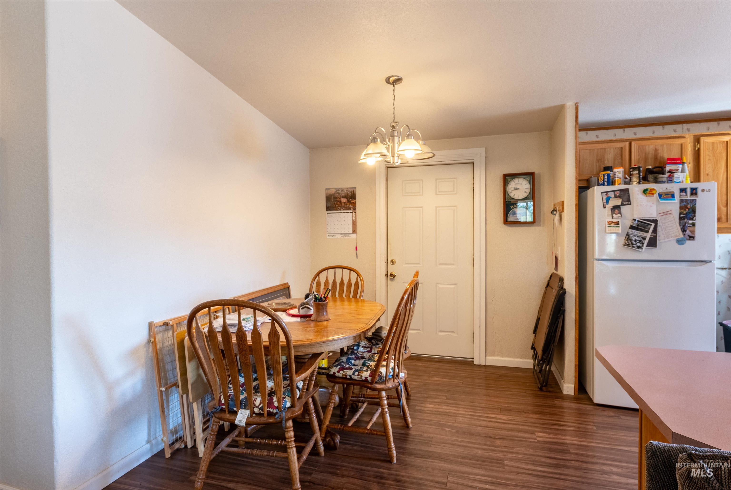 710 White Hawk Ln, Hagerman, Idaho 83332, 3 Bedrooms, 2 Bathrooms, Residential For Sale, Price $400,000, 98989427