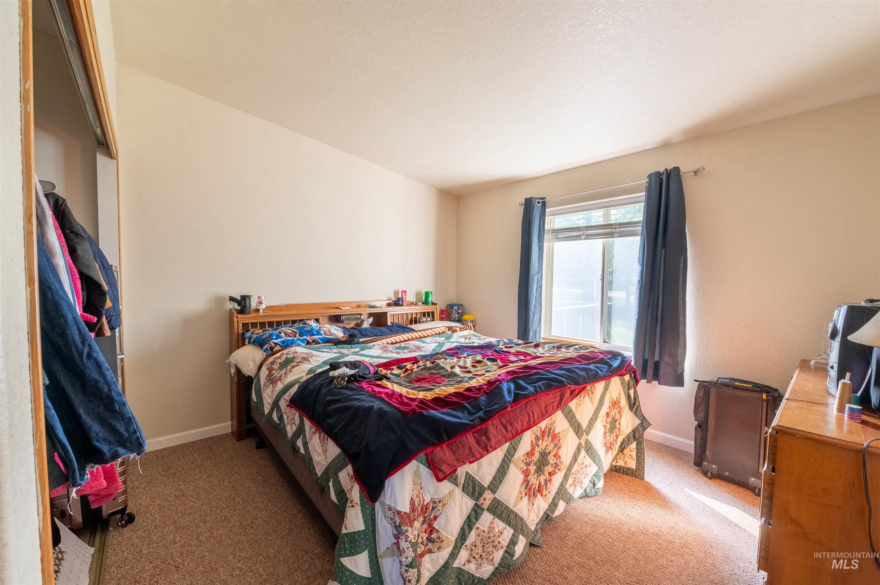 710 White Hawk Ln, Hagerman, Idaho 83332, 3 Bedrooms, 2 Bathrooms, Residential For Sale, Price $400,000, 98989427