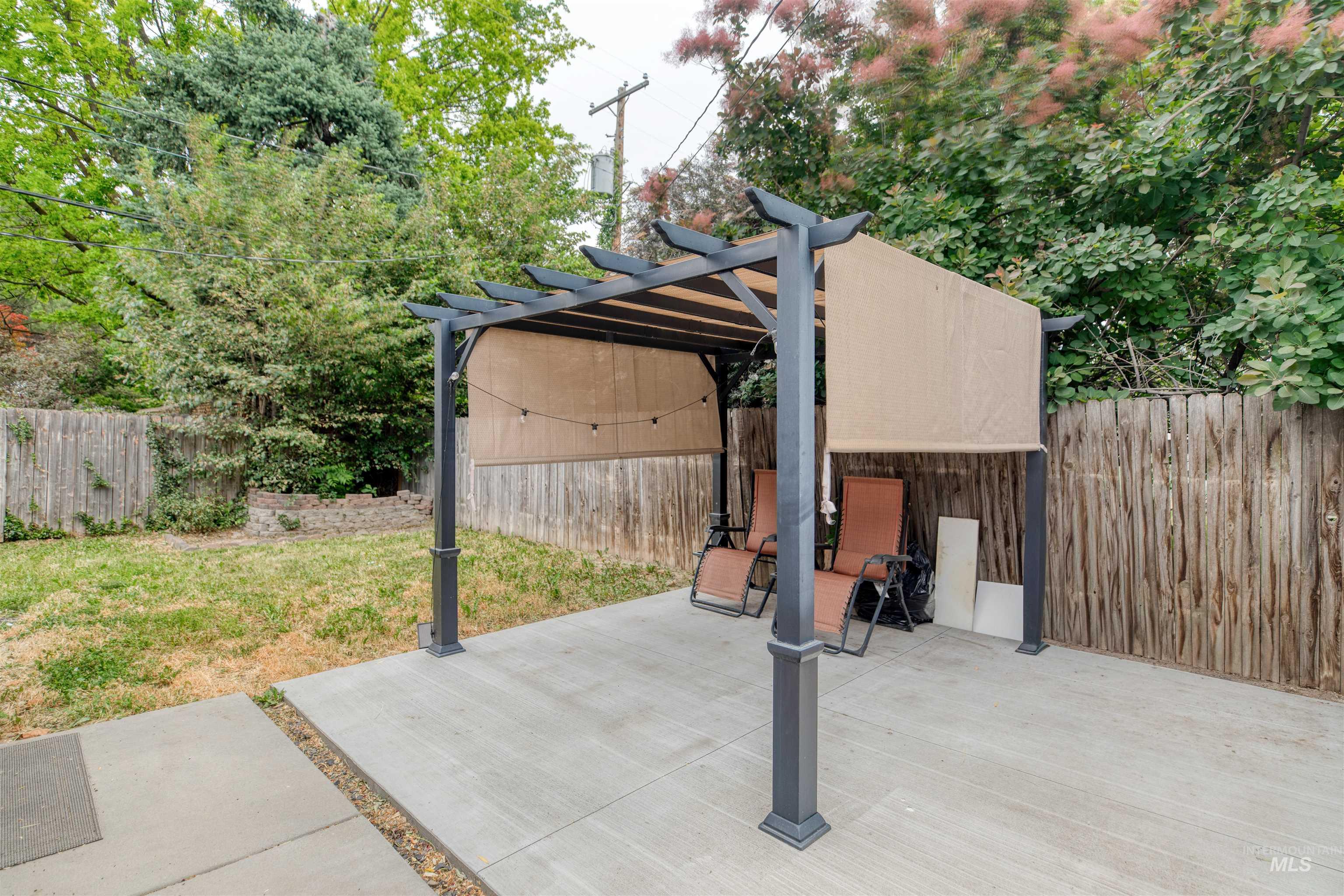 515 S 16Th Ave, Caldwell, Idaho 83605-4228, 4 Bedrooms, 2 Bathrooms, Residential For Sale, Price $335,000,MLS 98989433
