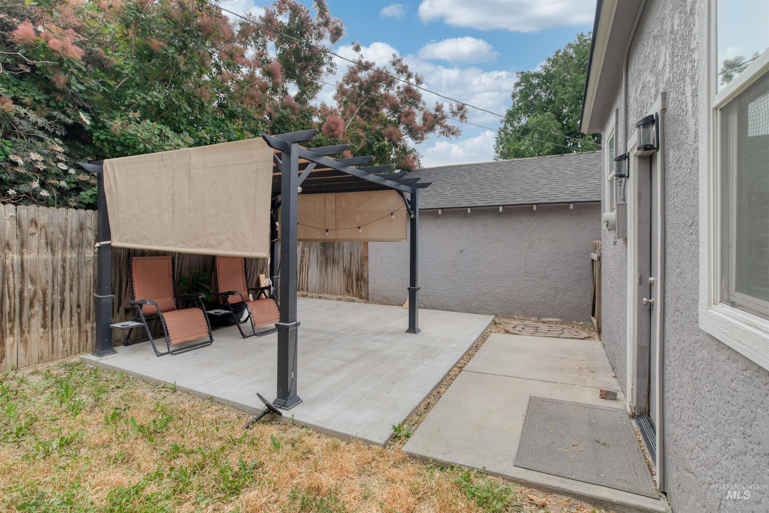 515 S 16Th Ave, Caldwell, Idaho 83605-4228, 4 Bedrooms, 2 Bathrooms, Residential For Sale, Price $335,000,MLS 98989433