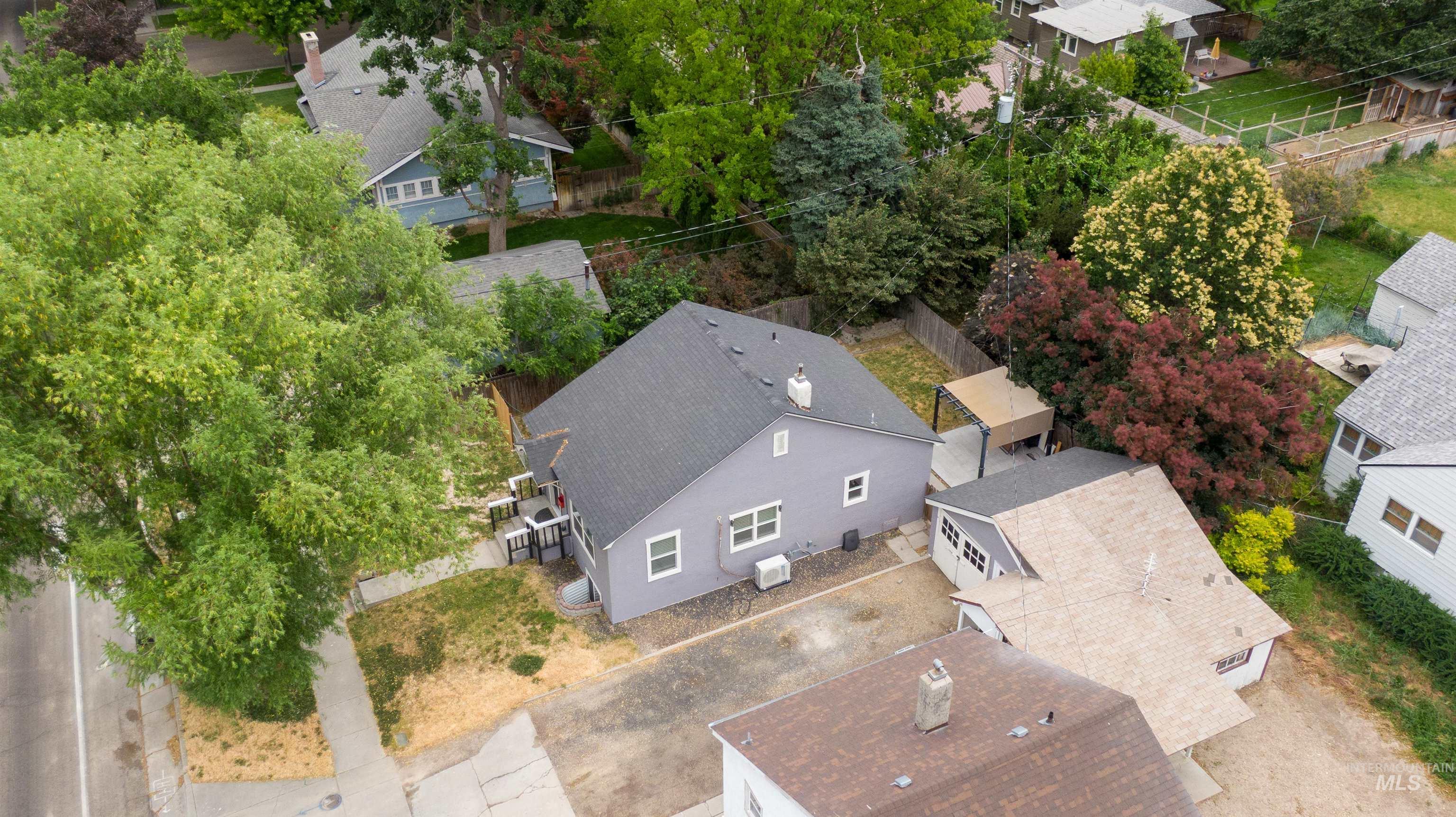 515 S 16Th Ave, Caldwell, Idaho 83605-4228, 4 Bedrooms, 2 Bathrooms, Residential For Sale, Price $335,000,MLS 98989433