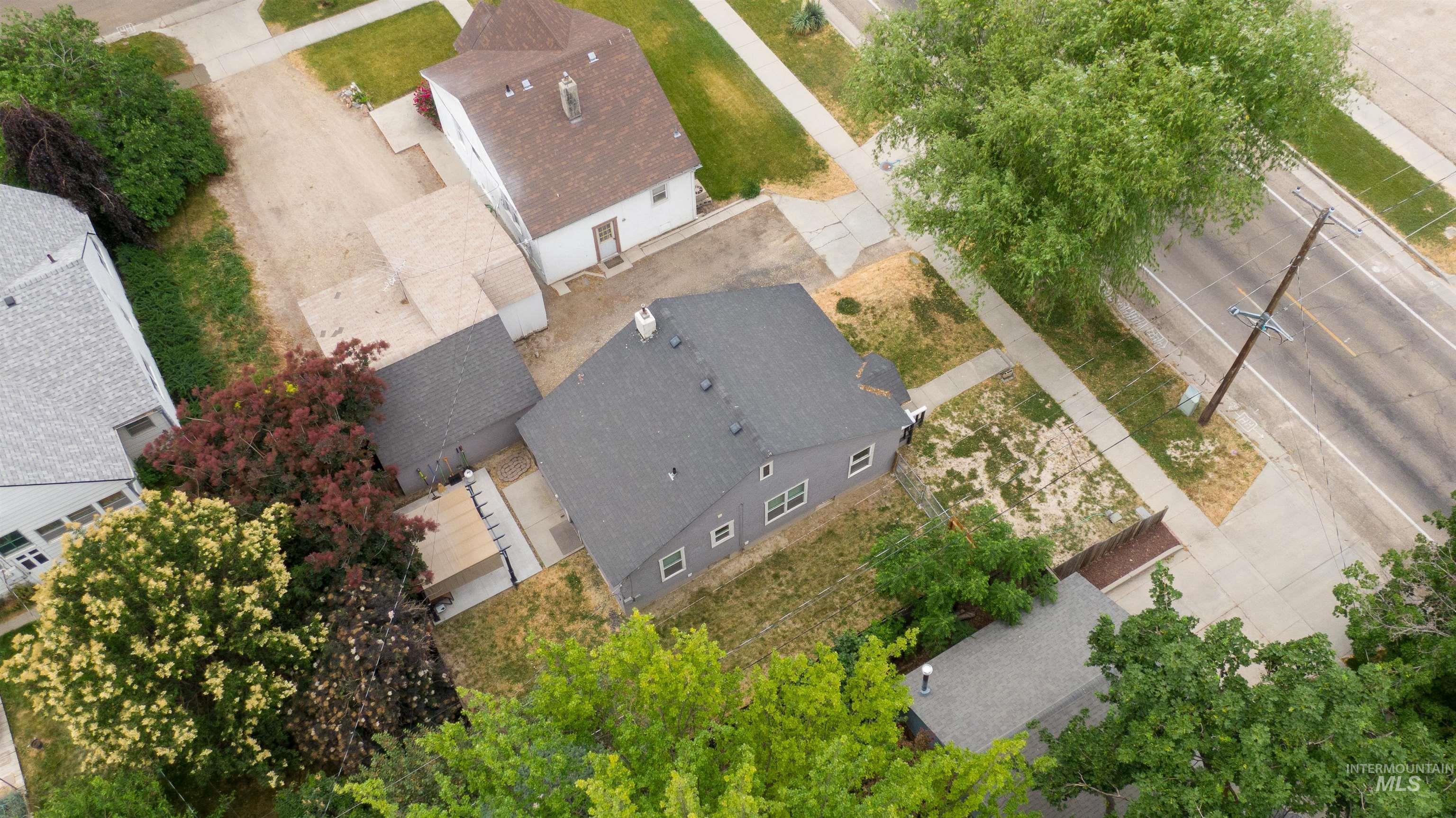 515 S 16Th Ave, Caldwell, Idaho 83605-4228, 4 Bedrooms, 2 Bathrooms, Residential For Sale, Price $335,000,MLS 98989433