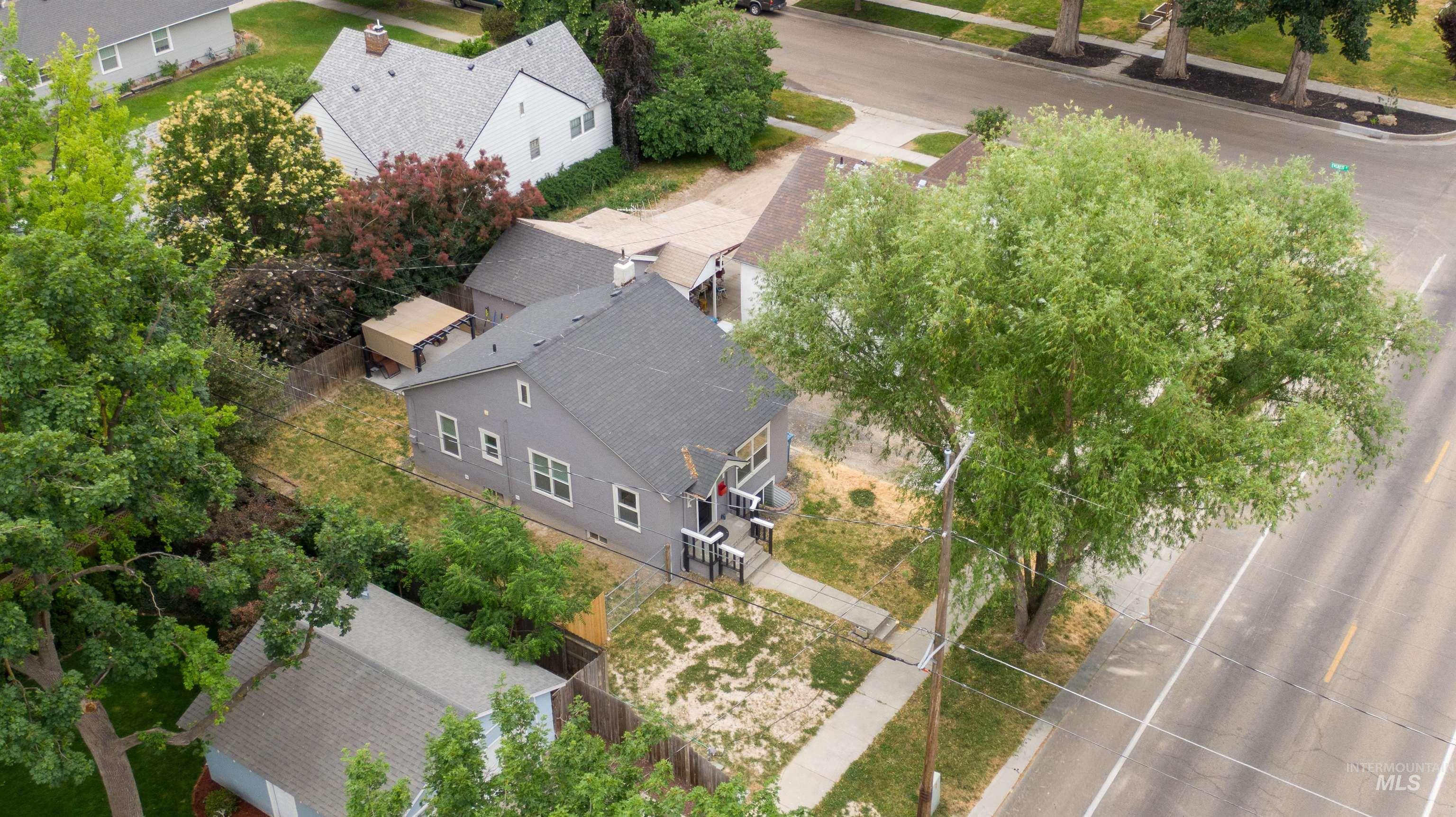 515 S 16Th Ave, Caldwell, Idaho 83605-4228, 4 Bedrooms, 2 Bathrooms, Residential For Sale, Price $335,000,MLS 98989433