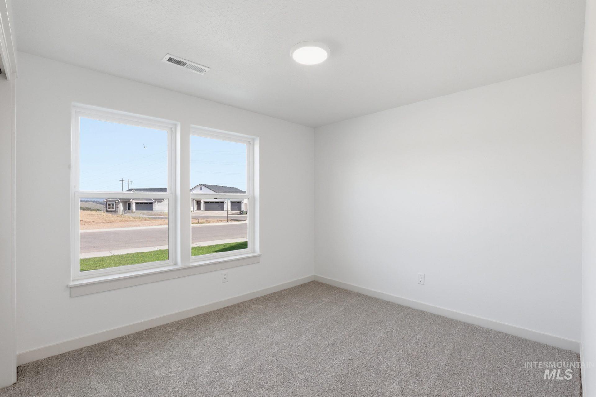 11099 Claremont St, Caldwell, Idaho 83605, 3 Bedrooms, 2 Bathrooms, Residential For Sale, Price $404,990,MLS 98989437