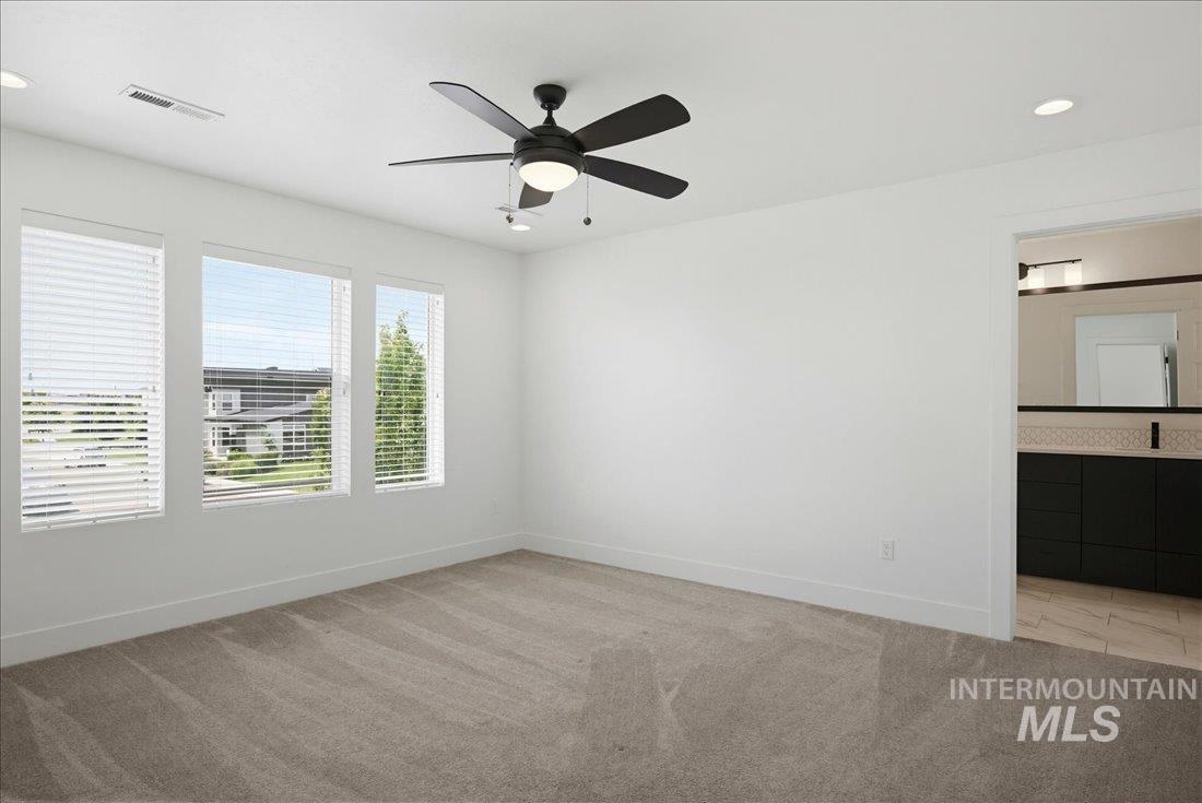 1876 E Knobcone Drive, Meridian, Idaho 83642, 3 Bedrooms, 2.5 Bathrooms, Residential For Sale, Price $539,000,MLS 98989441