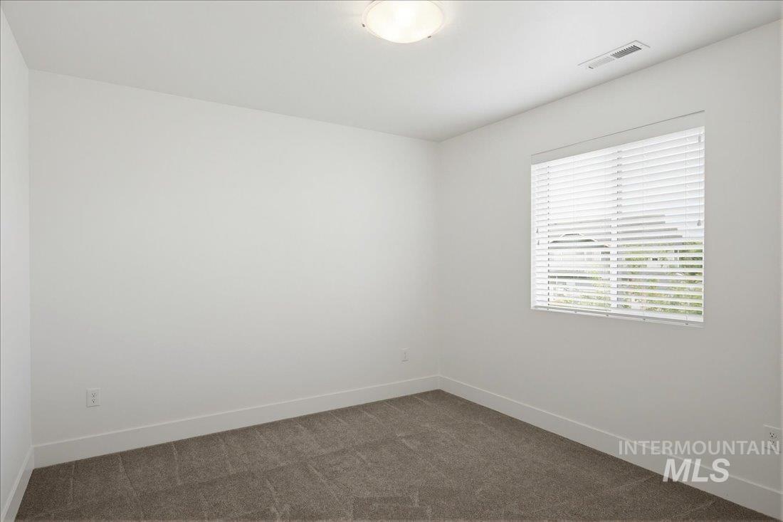 1876 E Knobcone Drive, Meridian, Idaho 83642, 3 Bedrooms, 2.5 Bathrooms, Residential For Sale, Price $539,000,MLS 98989441