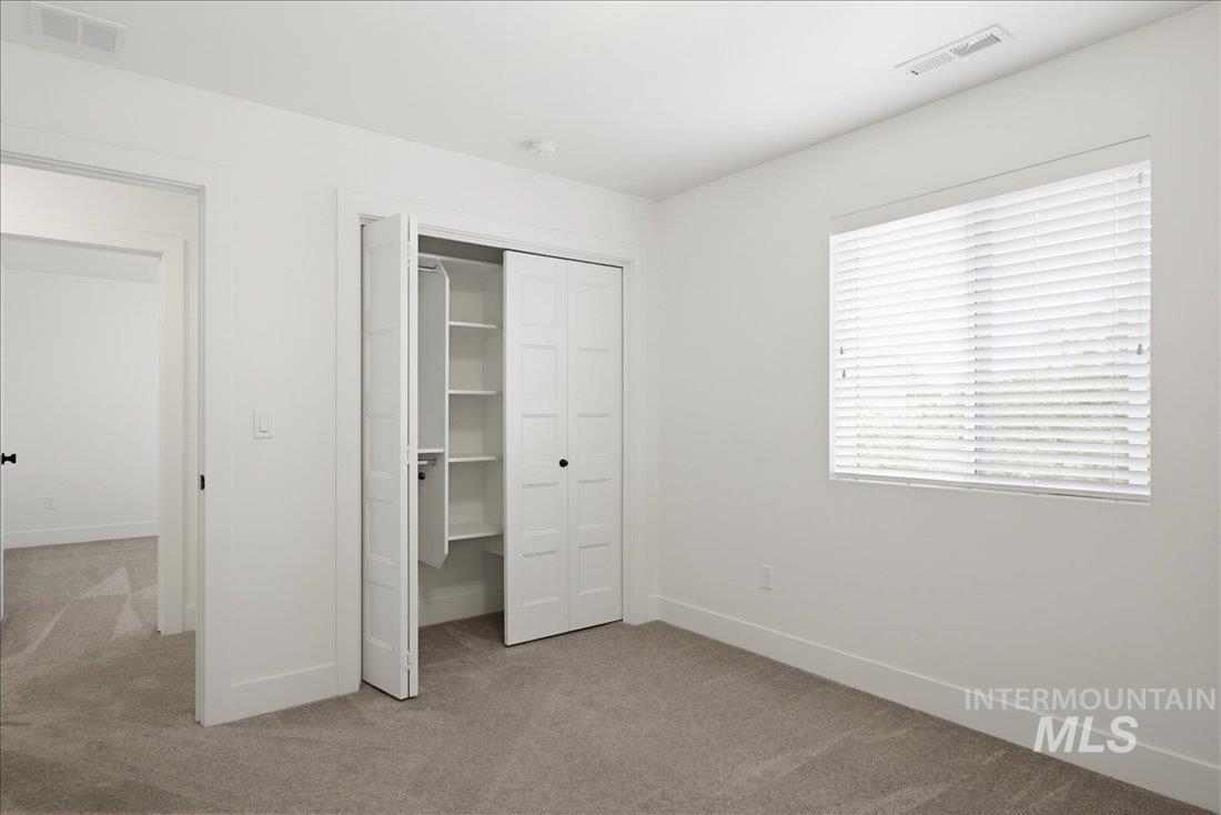 1876 E Knobcone Drive, Meridian, Idaho 83642, 3 Bedrooms, 2.5 Bathrooms, Residential For Sale, Price $539,000,MLS 98989441