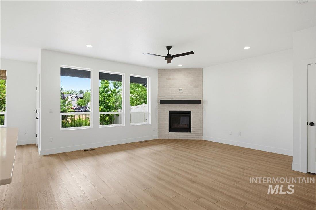 1876 E Knobcone Drive, Meridian, Idaho 83642, 3 Bedrooms, 2.5 Bathrooms, Residential For Sale, Price $539,000,MLS 98989441