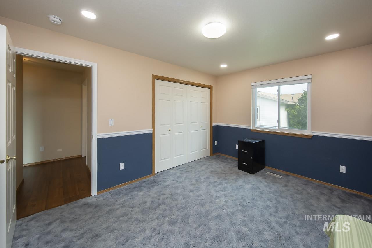 1100 Burnett Dr, Nampa, Idaho 83651, 3 Bedrooms, 2 Bathrooms, Residential For Sale, Price $325,000,MLS 98989445
