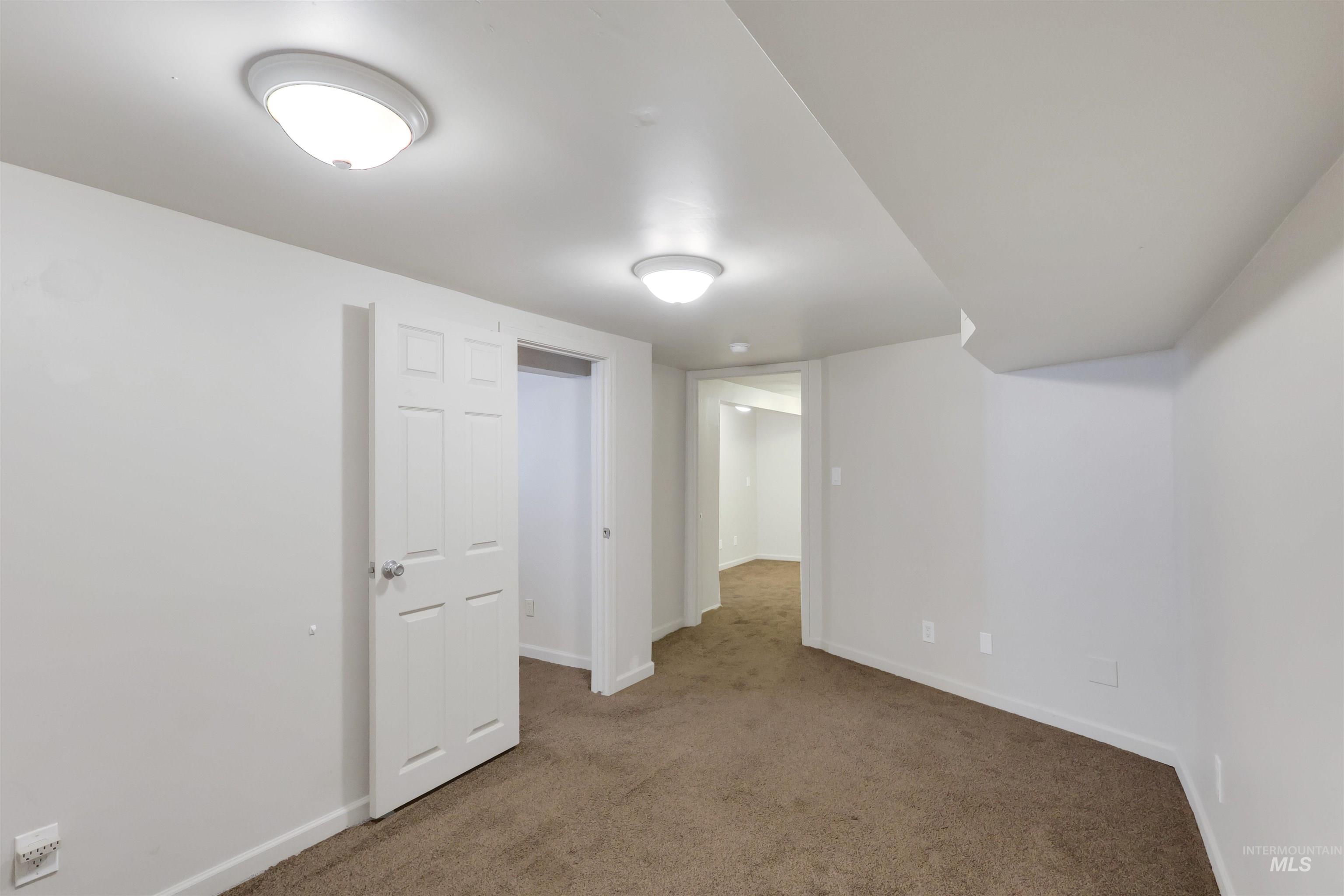 409 E Ave C, Jerome, Idaho 83338, 3 Bedrooms, 1 Bathroom, Residential For Sale, Price $295,000,MLS 98989446