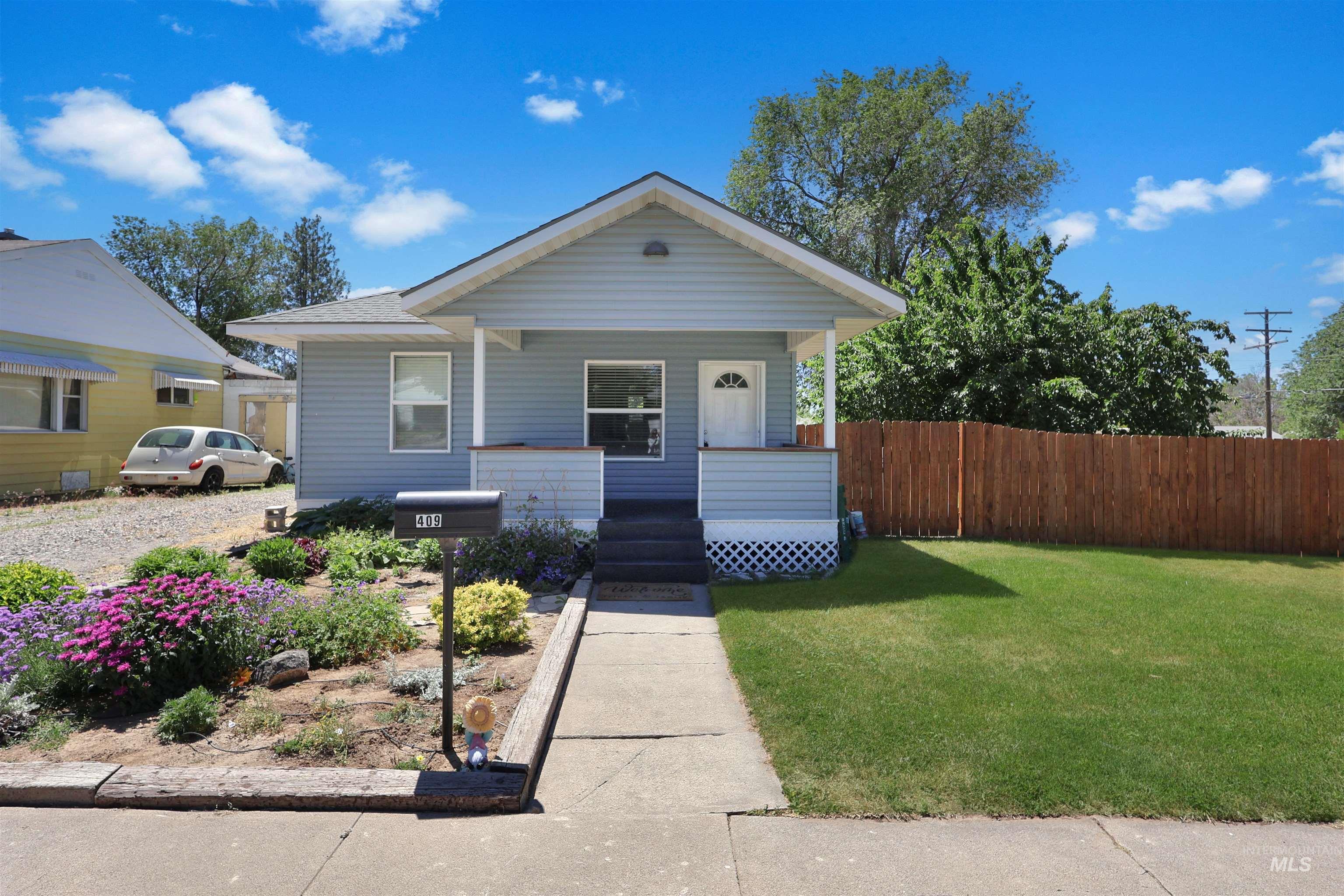 409 E Ave C, Jerome, Idaho 83338, 3 Bedrooms, 1 Bathroom, Residential For Sale, Price $295,000,MLS 98989446