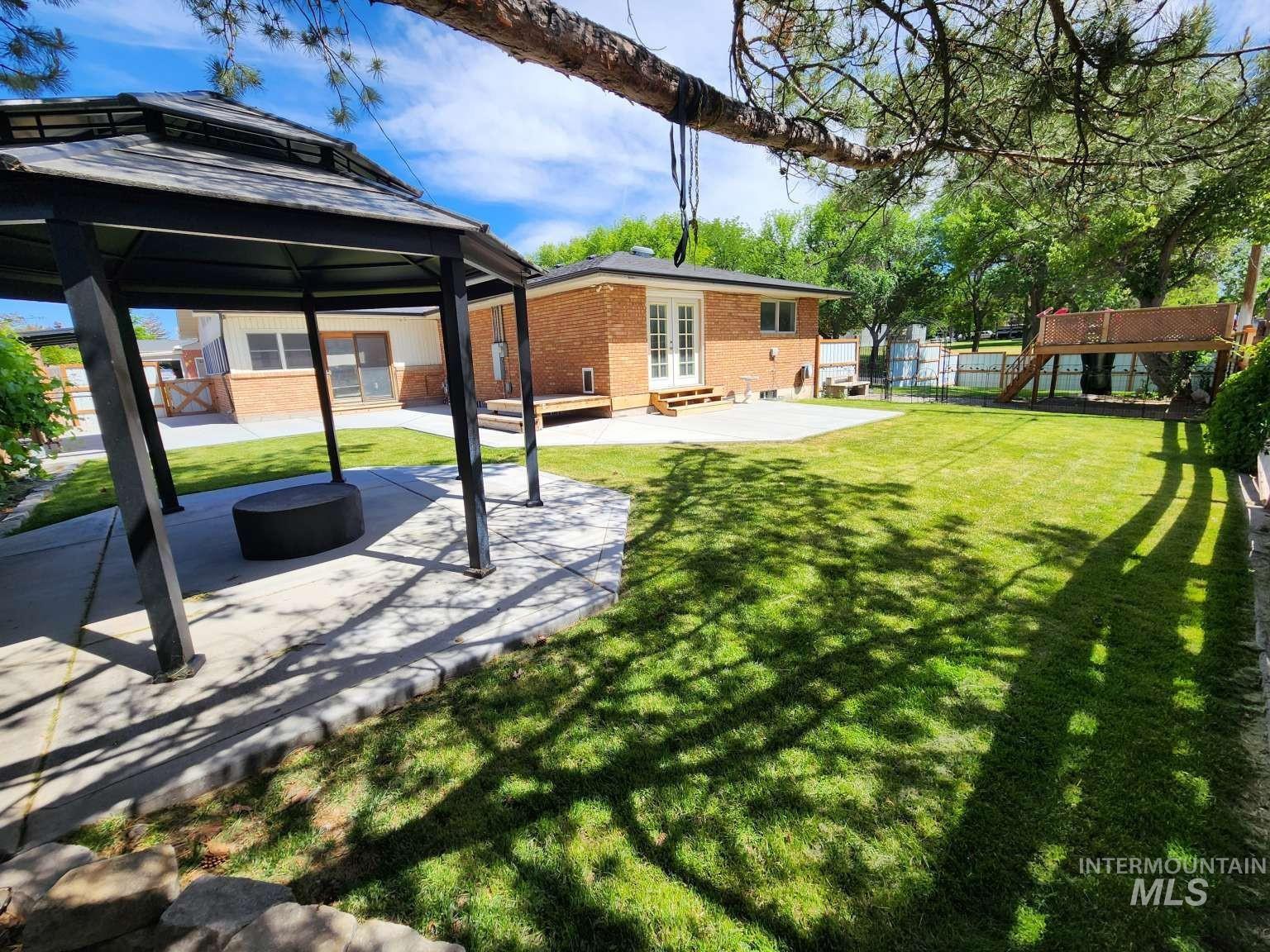 1909 Granada Dr, Twin Falls, Idaho 83301, 7 Bedrooms, 3 Bathrooms, Residential For Sale, Price $539,000,MLS 98989447